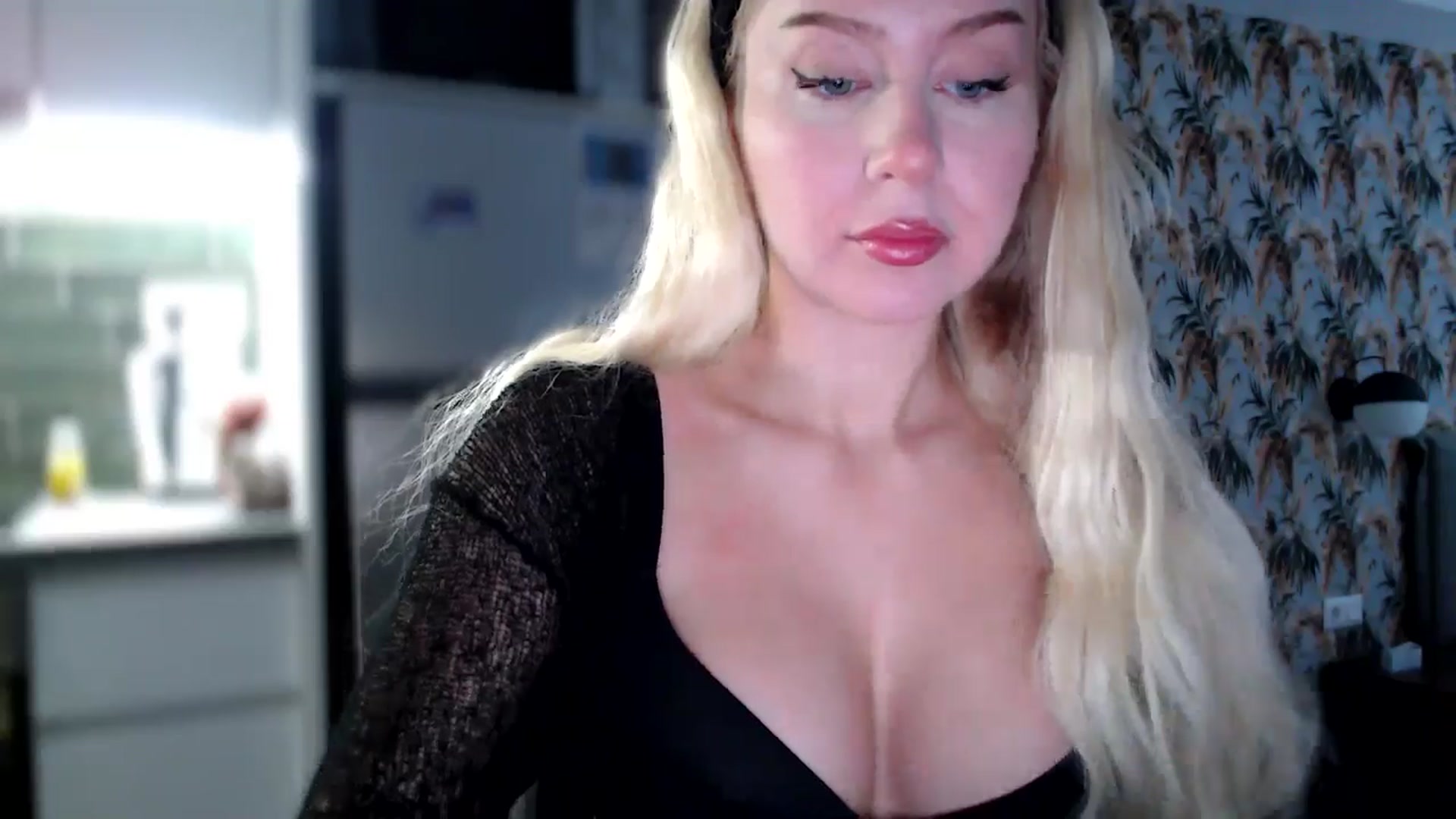 Gallery image thumbnail from British_Cutie's myfreecams stream on, 12/08/2025, 07:43 image 5 of 20