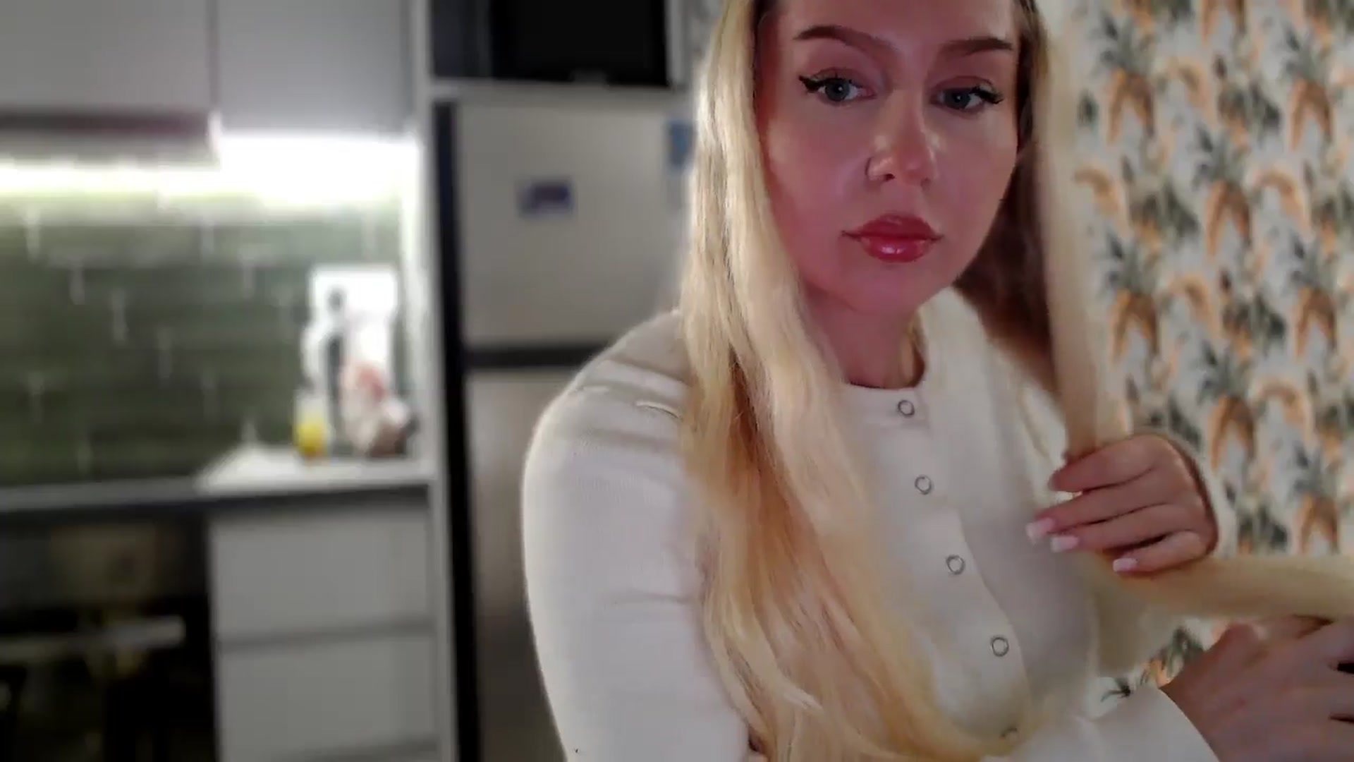 Gallery image thumbnail from British_Cutie's myfreecams stream on, 12/08/2025, 16:55 image 3 of 20