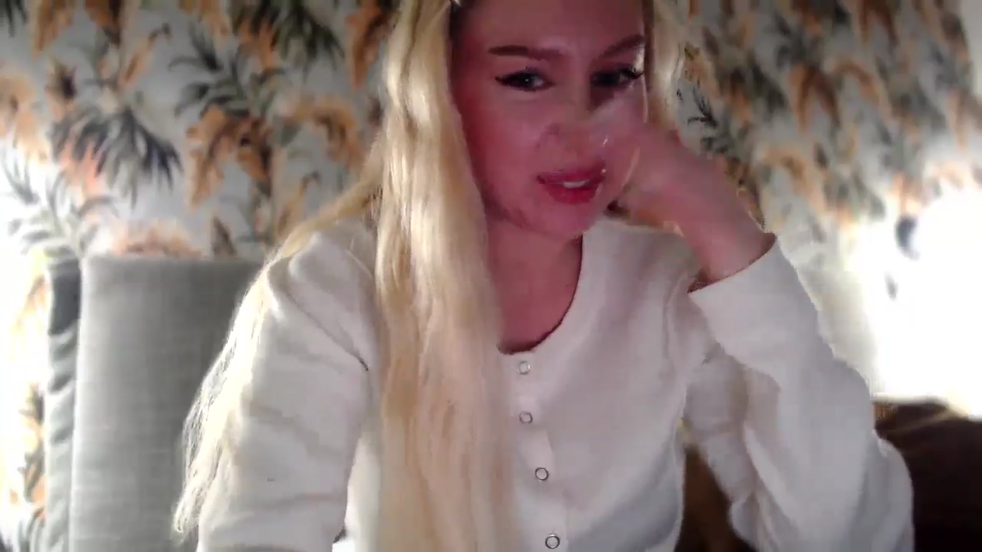 Gallery image thumbnail from British_Cutie's myfreecams stream on, 12/08/2025, 18:08 image 11 of 20