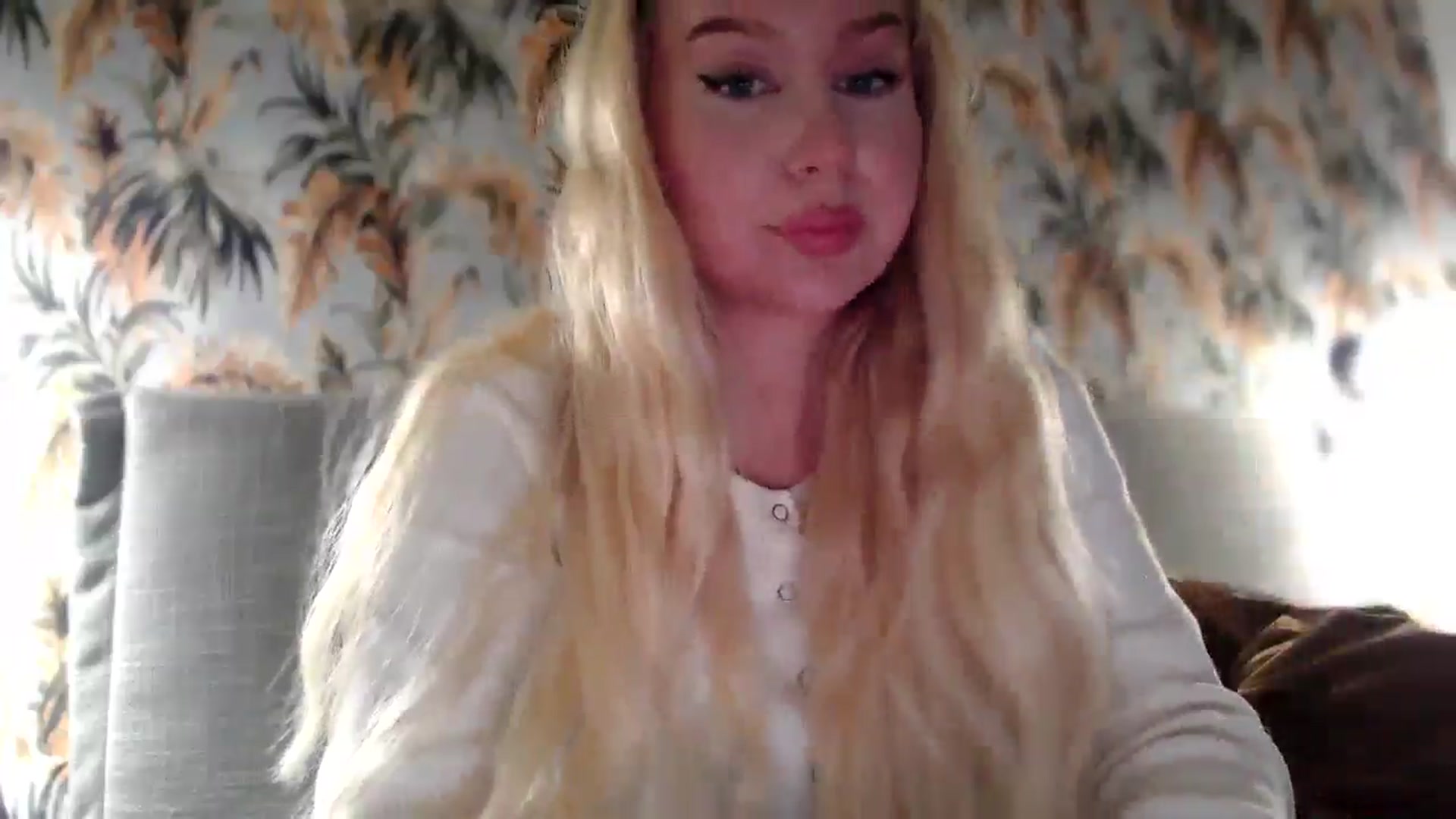 Gallery image thumbnail from British_Cutie's myfreecams stream on, 12/08/2025, 18:08 image 9 of 20
