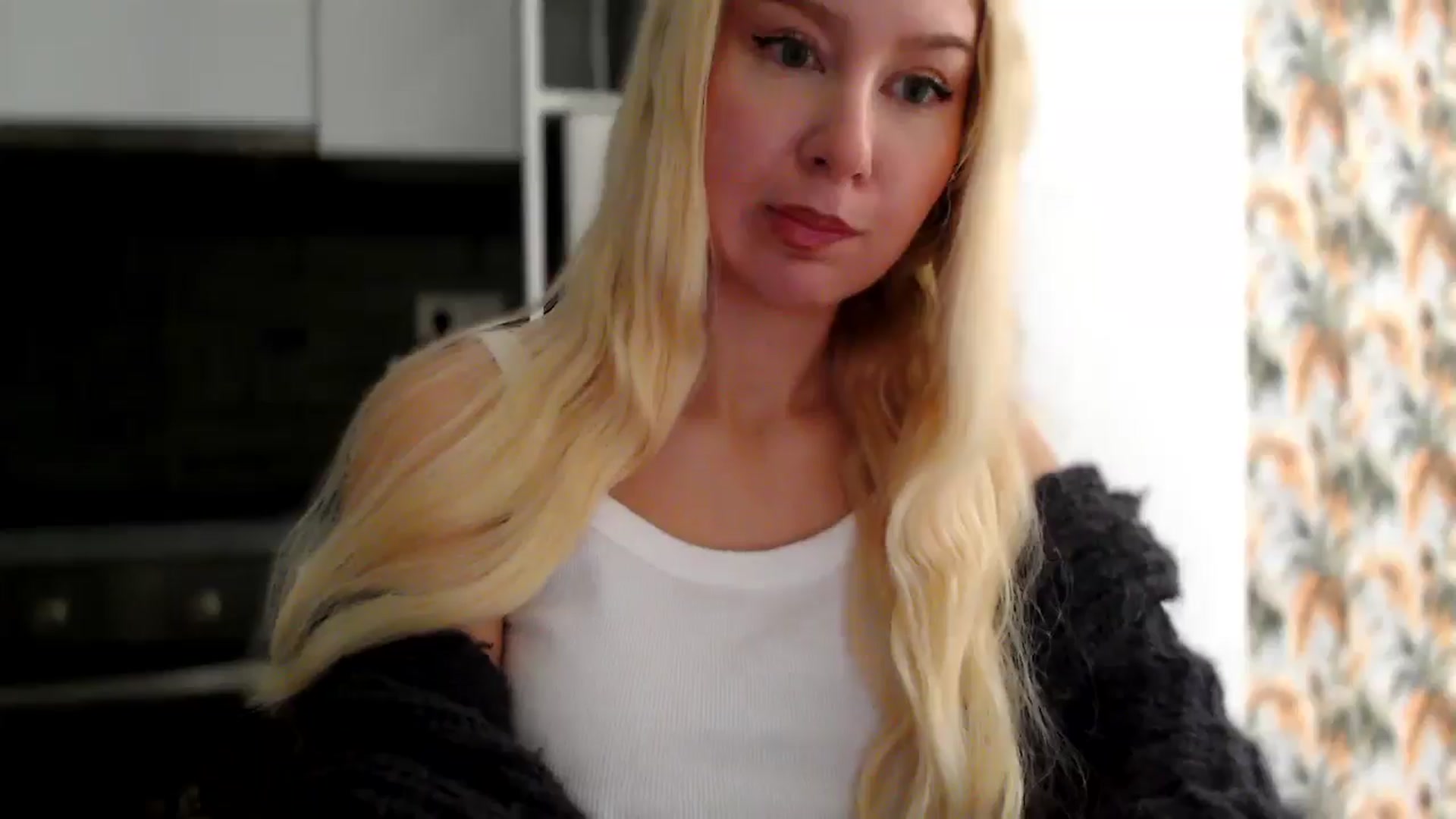 Gallery image thumbnail from British_Cutie's myfreecams stream on, 12/09/2025, 07:48 image 8 of 20