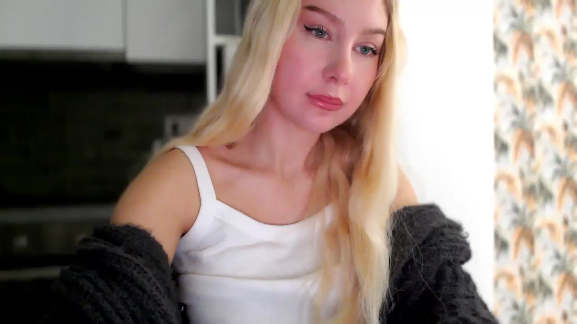 Gallery image thumbnail from British_Cutie's myfreecams stream on, 12/09/2025, 07:48 image 13 of 20