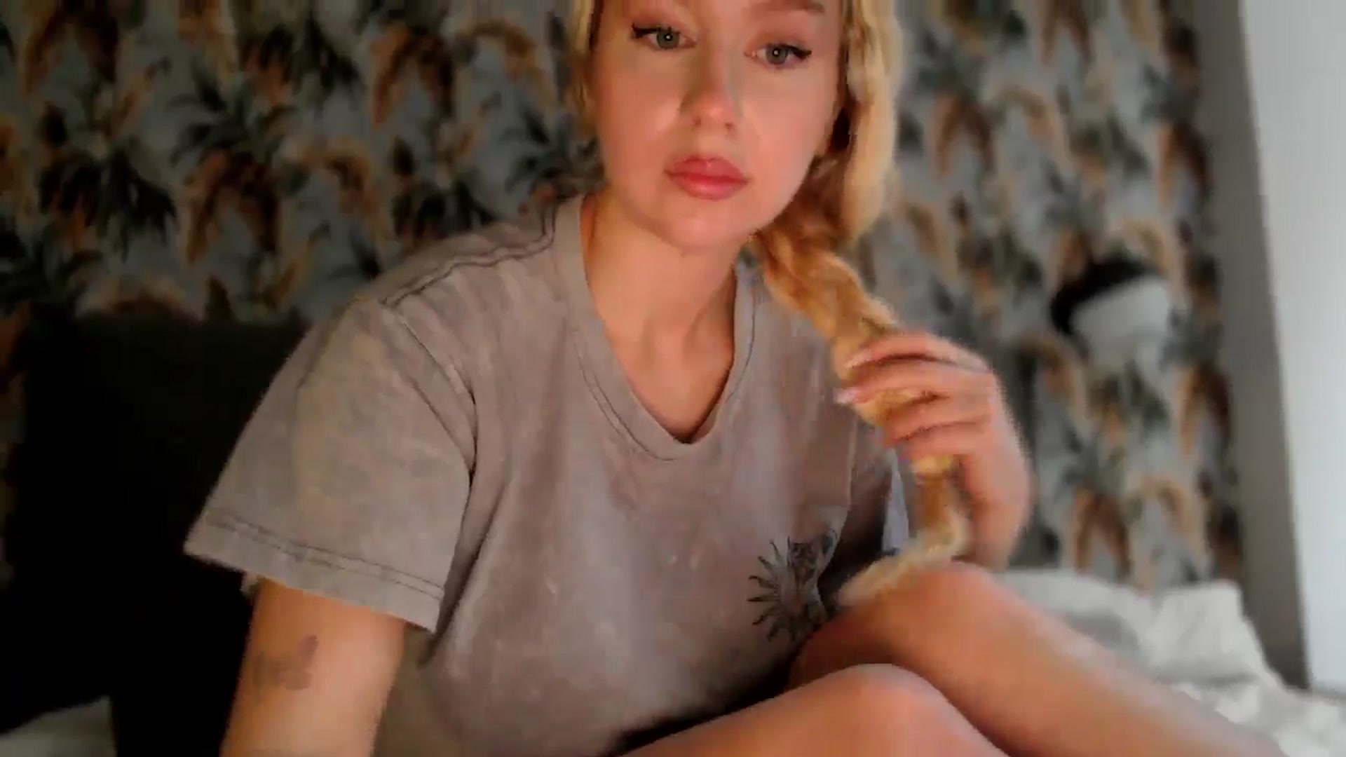 Gallery image thumbnail from British_Cutie's myfreecams stream on, 12/15/2025, 10:57 image 16 of 20