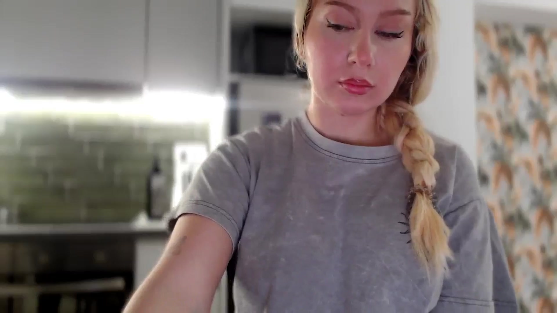 Gallery image thumbnail from British_Cutie's myfreecams stream on, 12/15/2025, 10:57 image 7 of 20