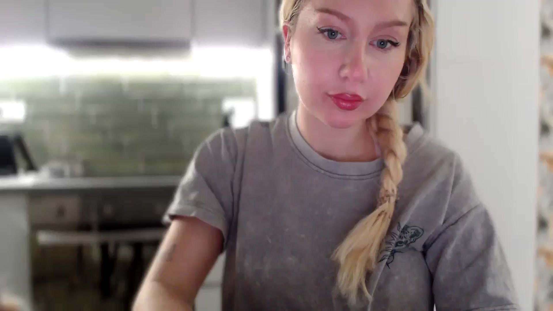 Gallery image thumbnail from British_Cutie's myfreecams stream on, 12/15/2025, 15:44 image 1 of 20