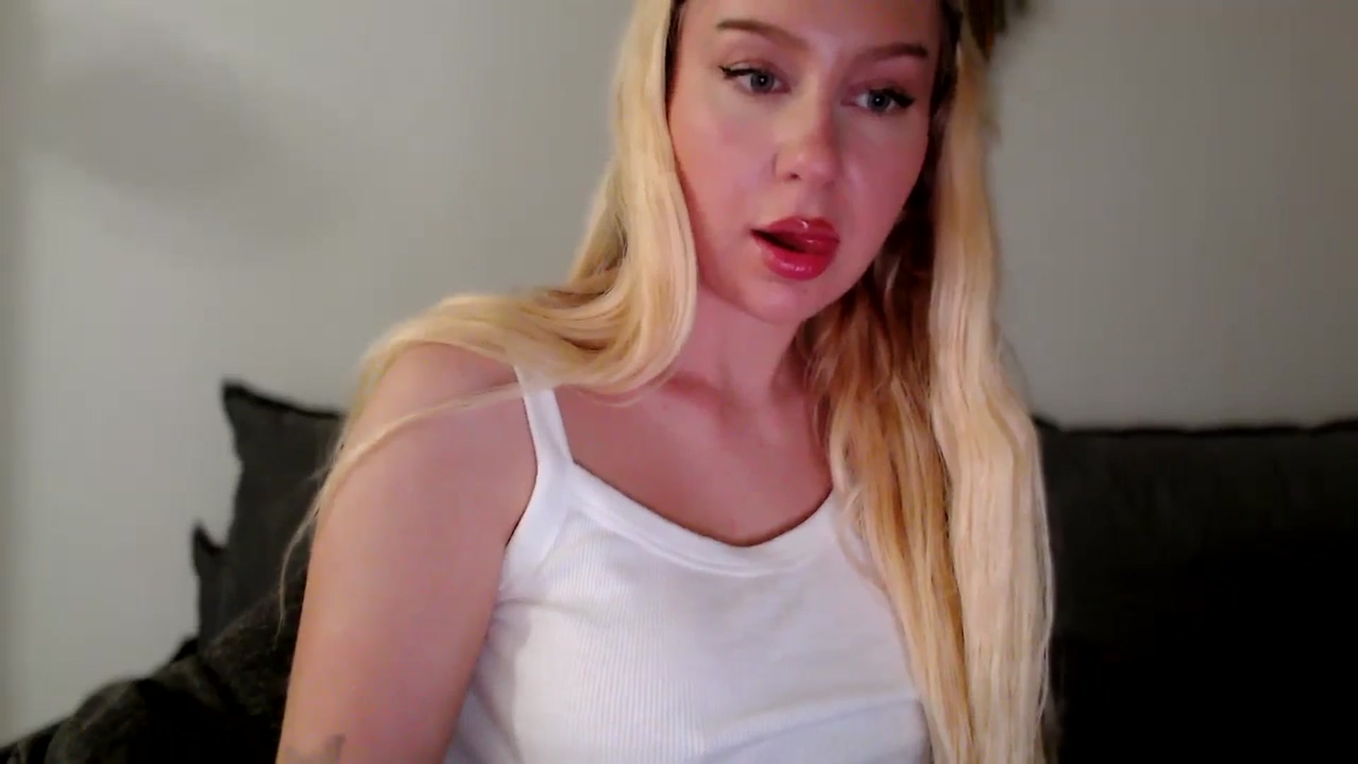Gallery image thumbnail from British_Cutie's myfreecams stream on, 12/16/2025, 19:16 image 7 of 20