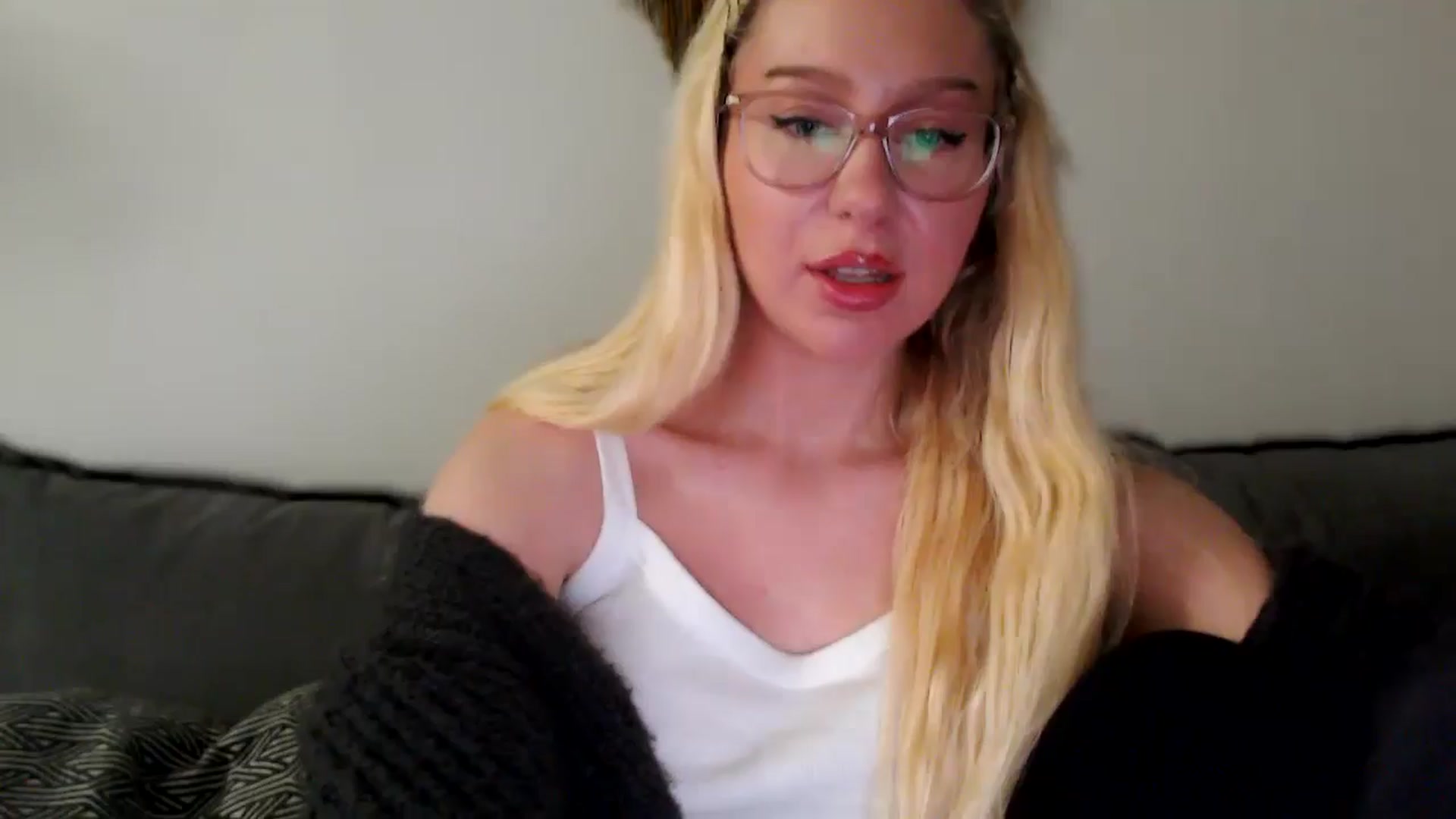Gallery image thumbnail from British_Cutie's myfreecams stream on, 12/16/2025, 22:42 image 1 of 20