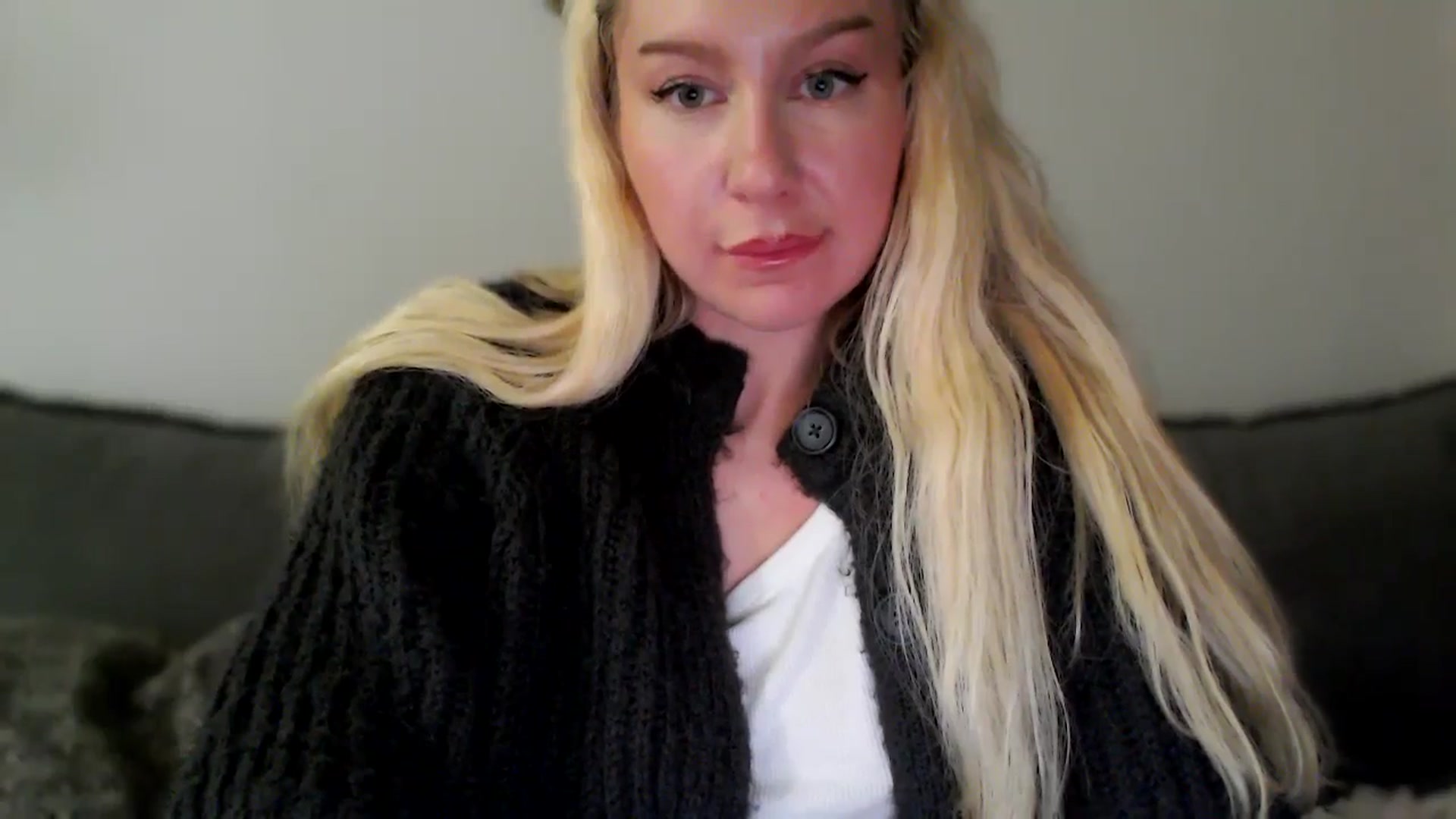 Gallery image thumbnail from British_Cutie's myfreecams stream on, 12/16/2025, 22:42 image 11 of 20