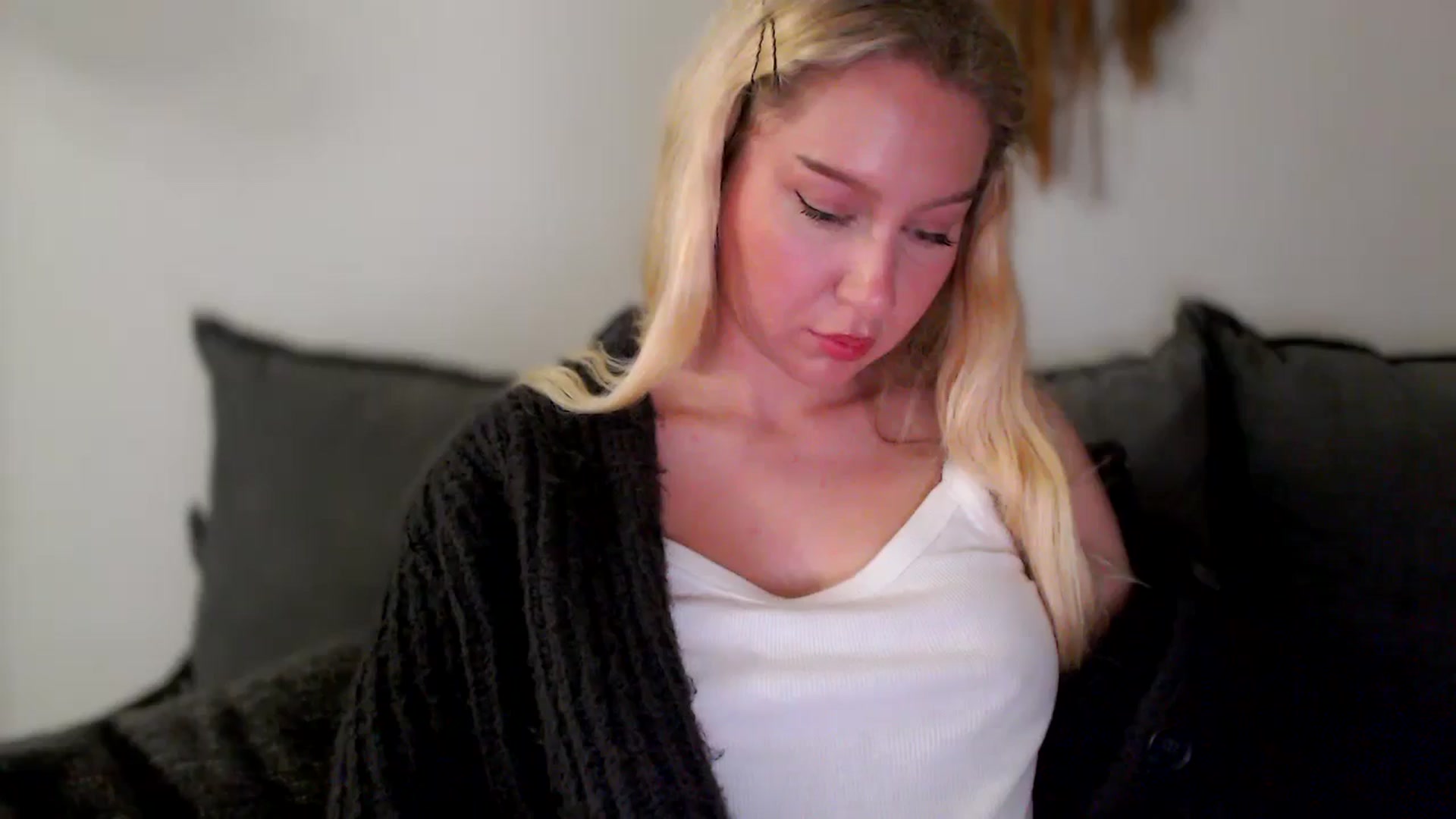Gallery image thumbnail from British_Cutie's myfreecams stream on, 12/16/2025, 22:41 image 1 of 20