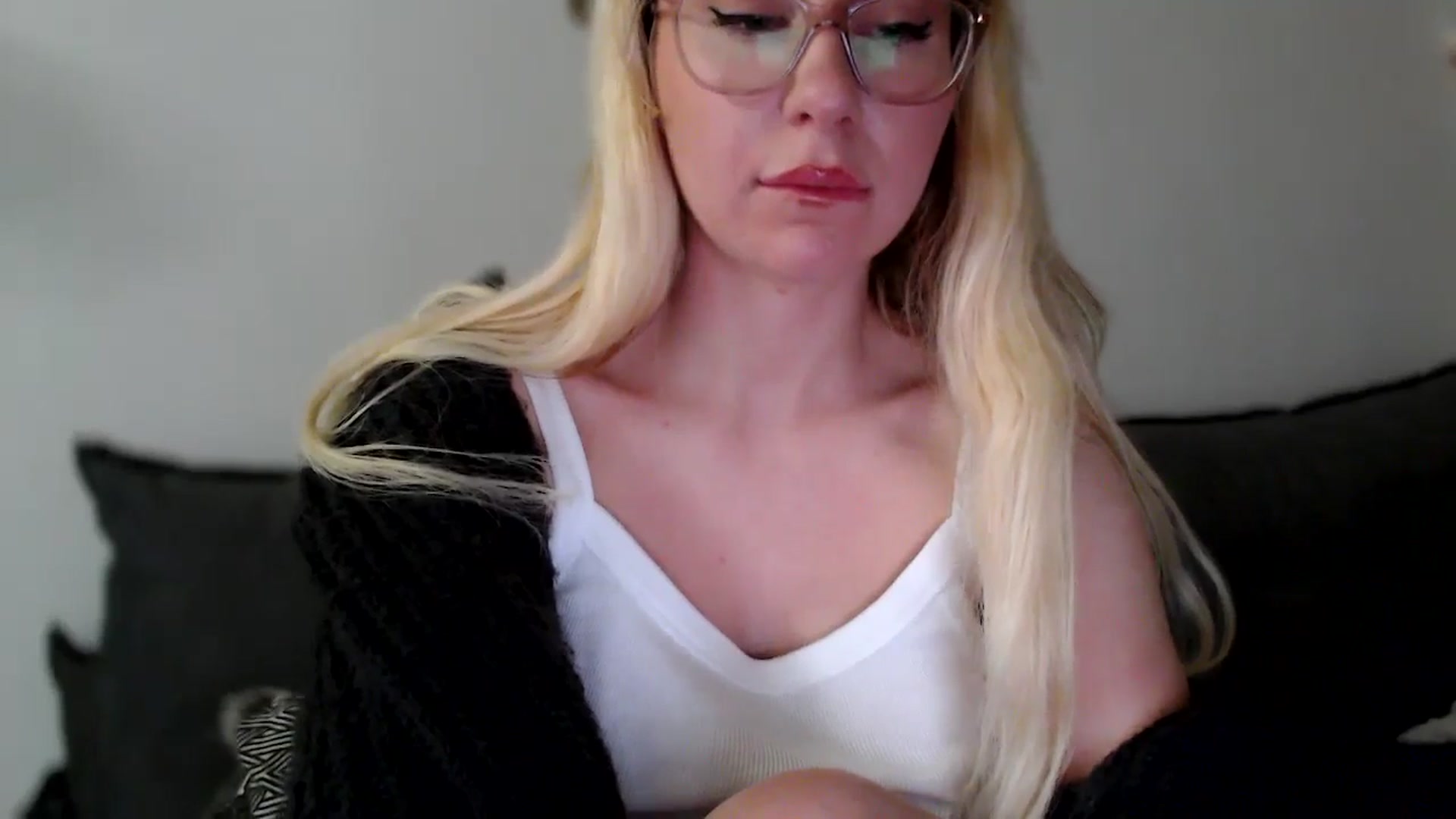 Gallery image thumbnail from British_Cutie's myfreecams stream on, 12/16/2025, 22:41 image 18 of 20