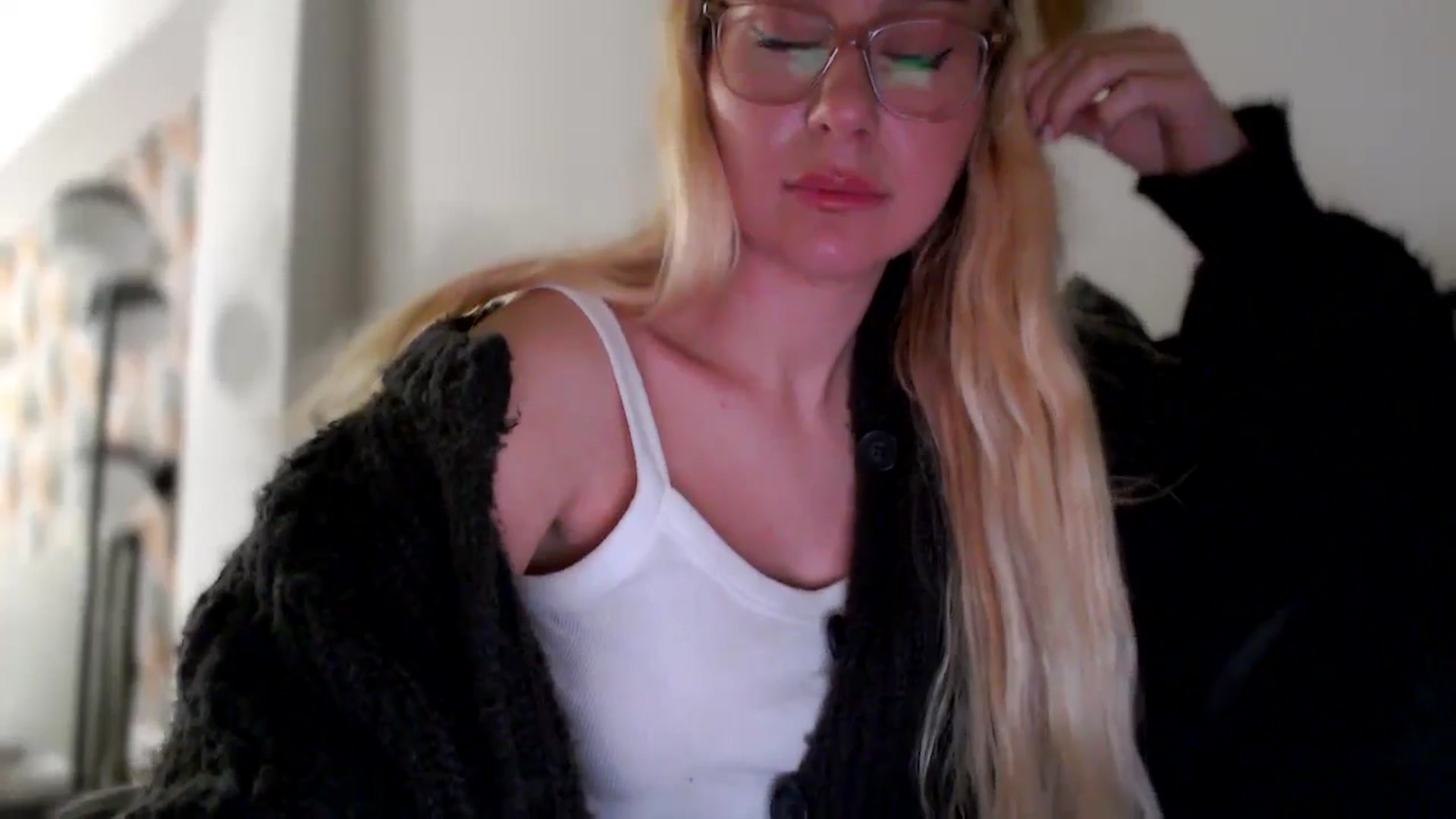 Gallery image thumbnail from British_Cutie's myfreecams stream on, 12/16/2025, 22:40 image 7 of 20