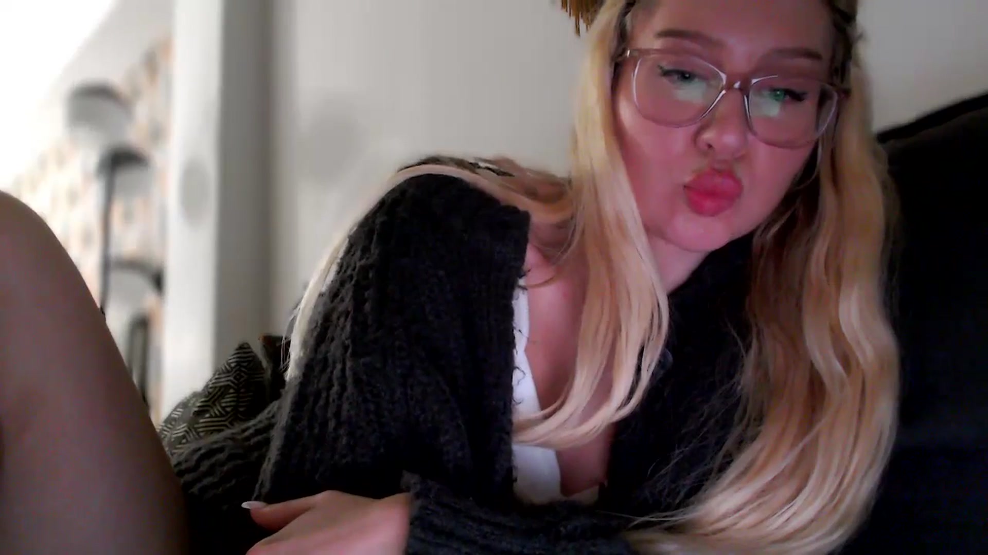 Gallery image thumbnail from British_Cutie's myfreecams stream on, 12/16/2025, 22:40 image 11 of 20