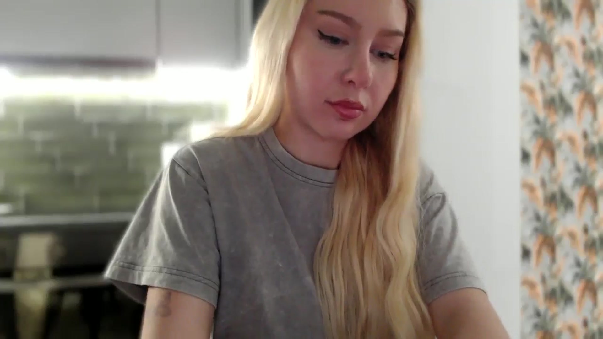 Gallery image thumbnail from British_Cutie's myfreecams stream on, 12/17/2025, 12:13 image 16 of 20