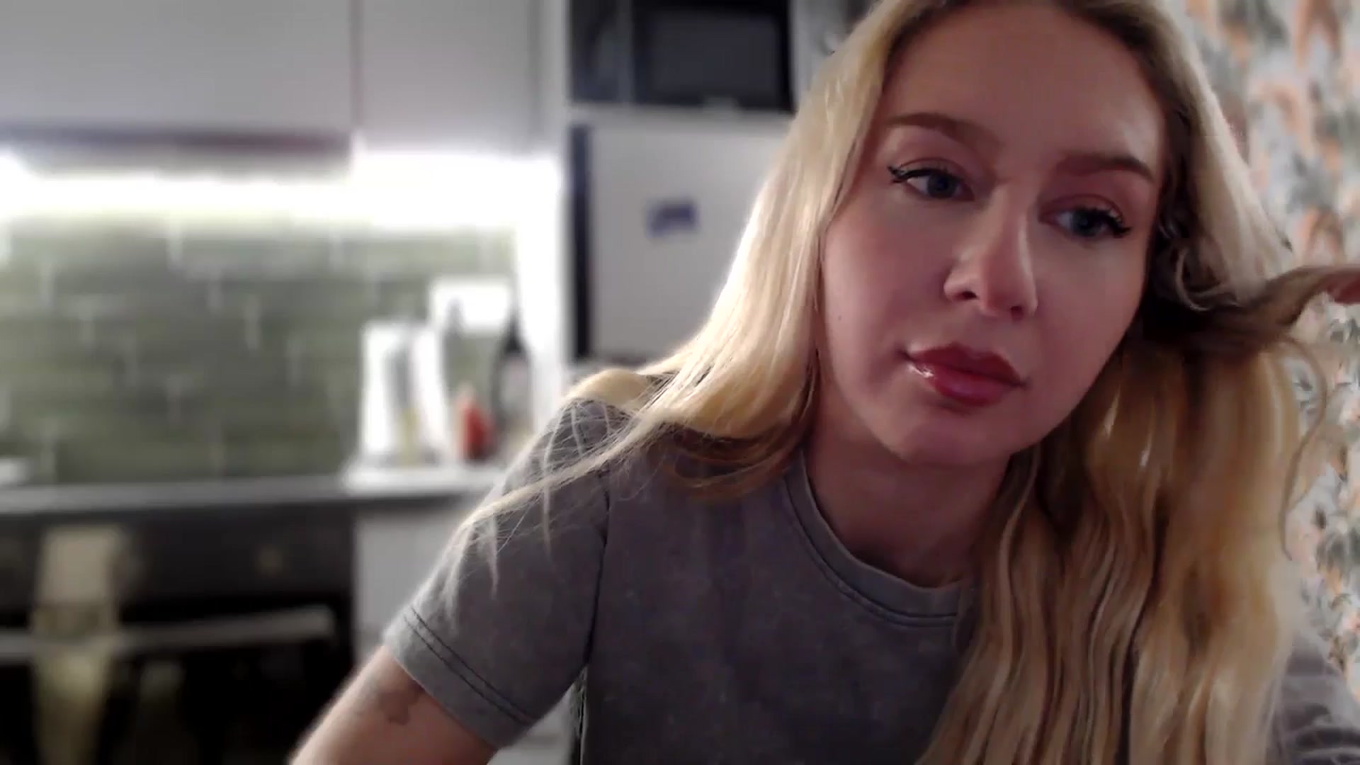 Gallery image thumbnail from British_Cutie's myfreecams stream on, 12/17/2025, 12:13 image 9 of 20