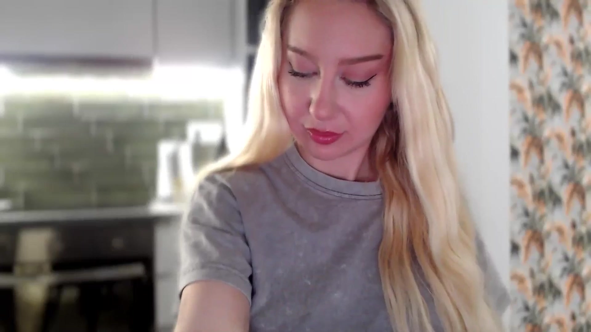 Gallery image thumbnail from British_Cutie's myfreecams stream on, 12/17/2025, 12:13 image 6 of 20