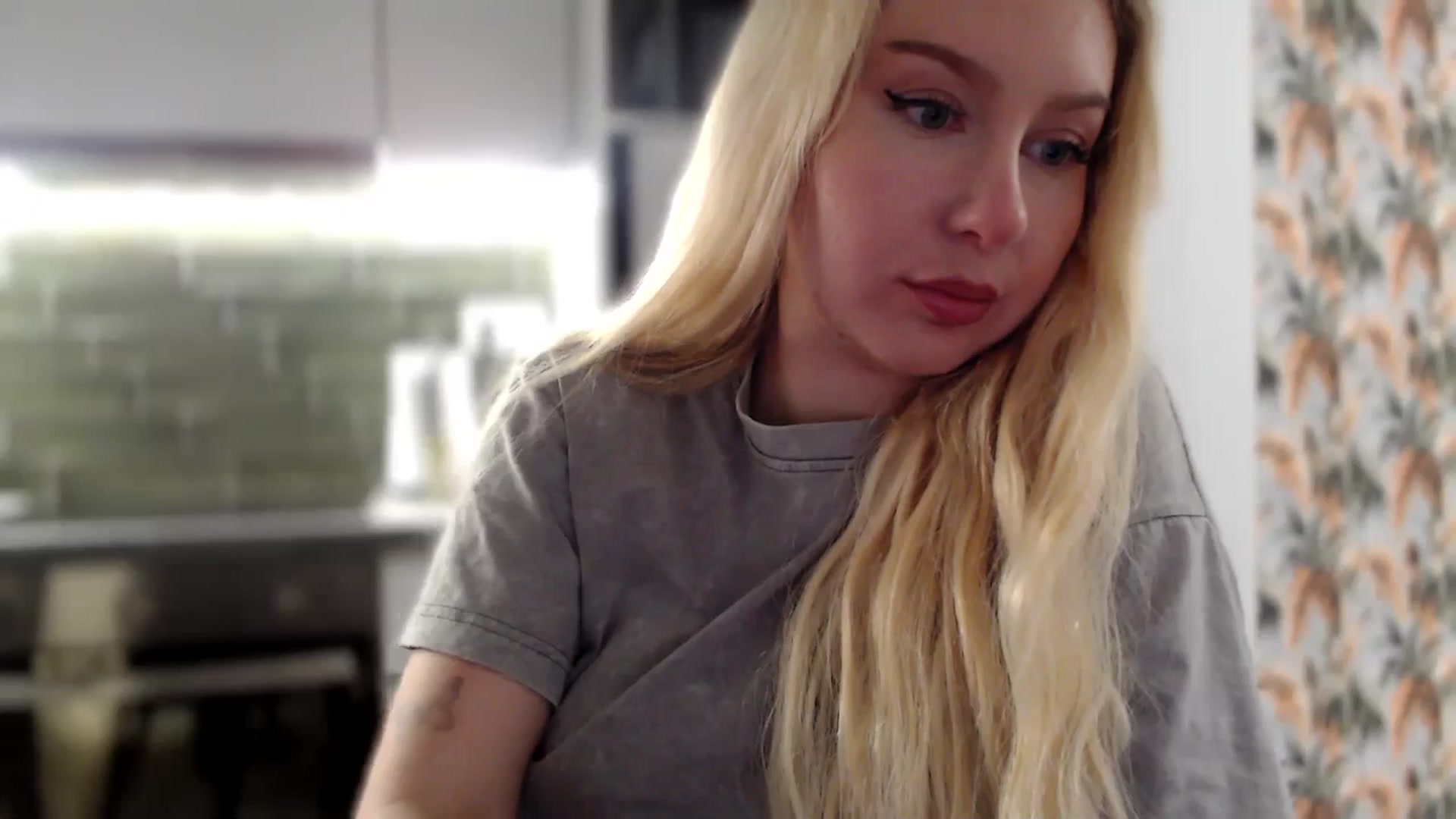 Gallery image thumbnail from British_Cutie's myfreecams stream on, 12/17/2025, 12:13 image 7 of 20