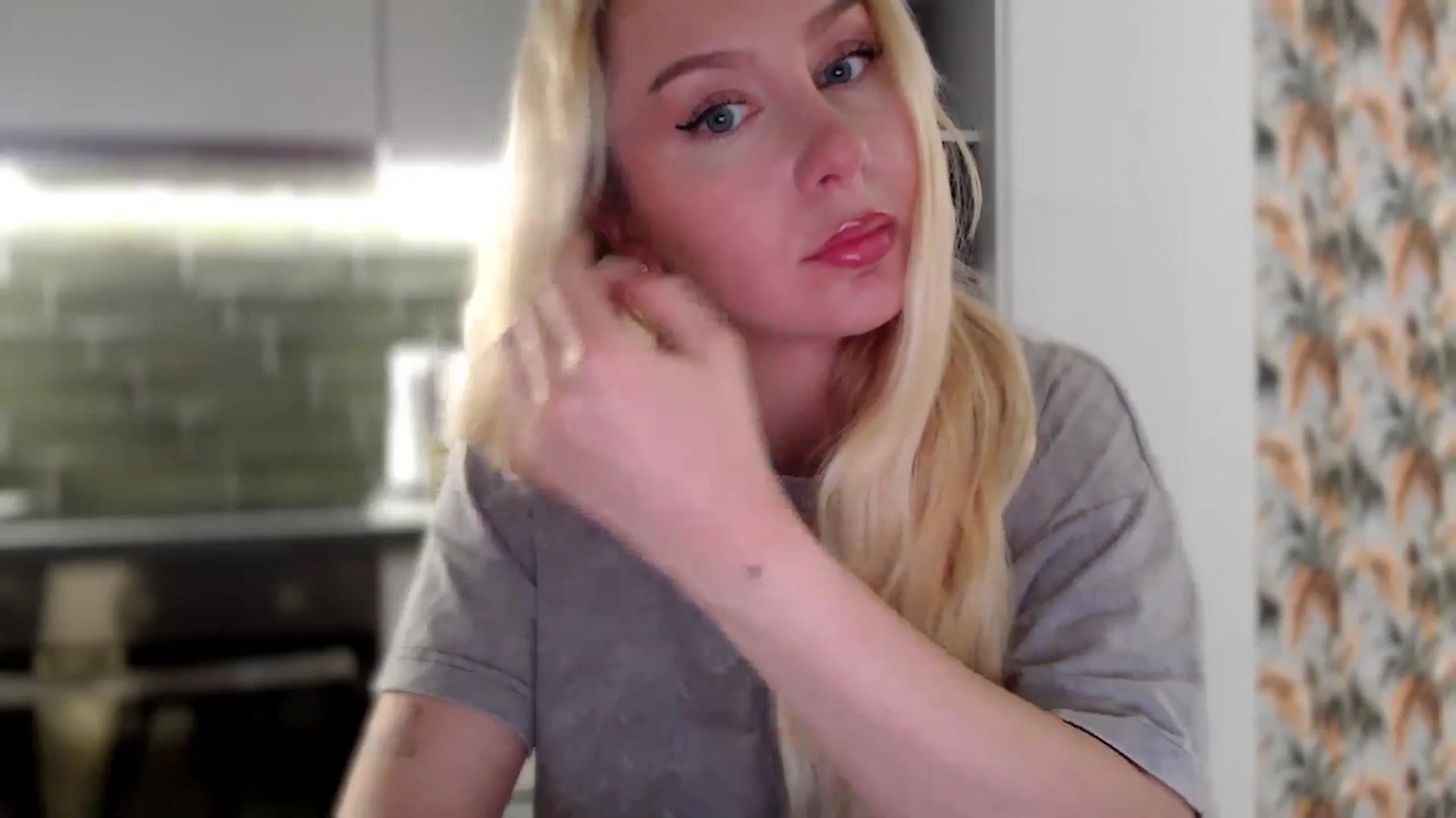 Gallery image thumbnail from British_Cutie's myfreecams stream on, 12/17/2025, 12:13 image 2 of 20