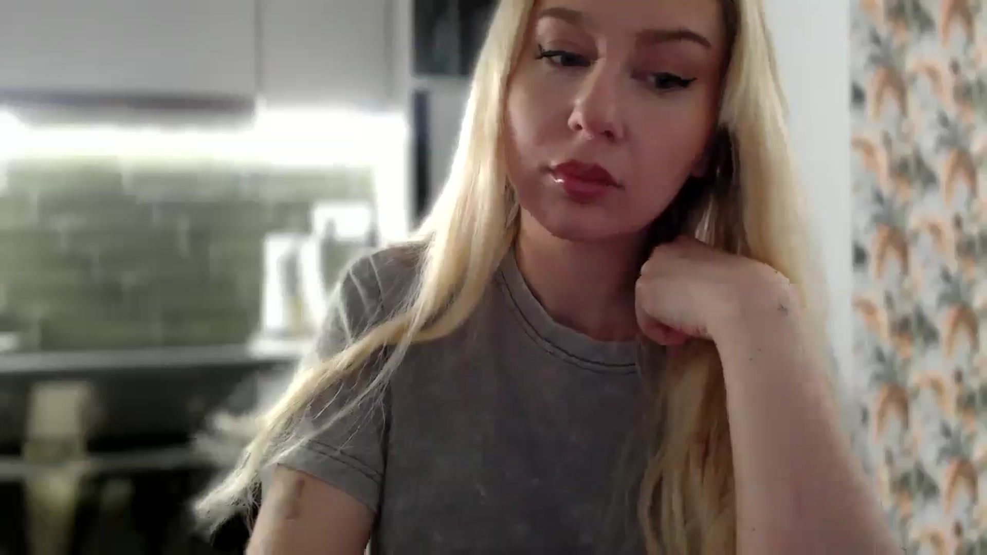 Gallery image thumbnail from British_Cutie's myfreecams stream on, 12/17/2025, 12:13 image 11 of 20