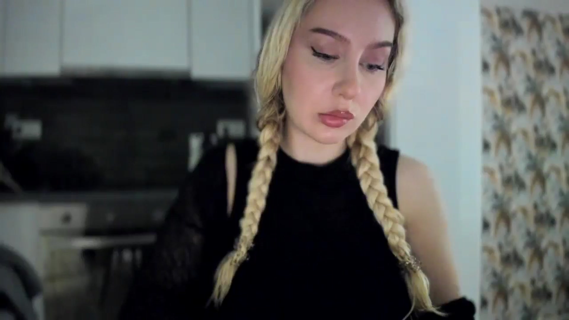Gallery image thumbnail from British_Cutie's myfreecams stream on, 12/19/2025, 18:07 image 18 of 20