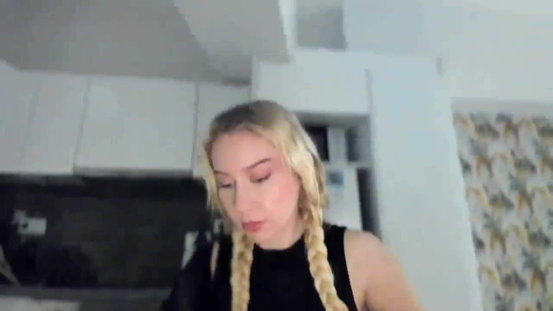 Gallery image thumbnail from British_Cutie's myfreecams stream on, 12/19/2025, 18:07 image 16 of 20
