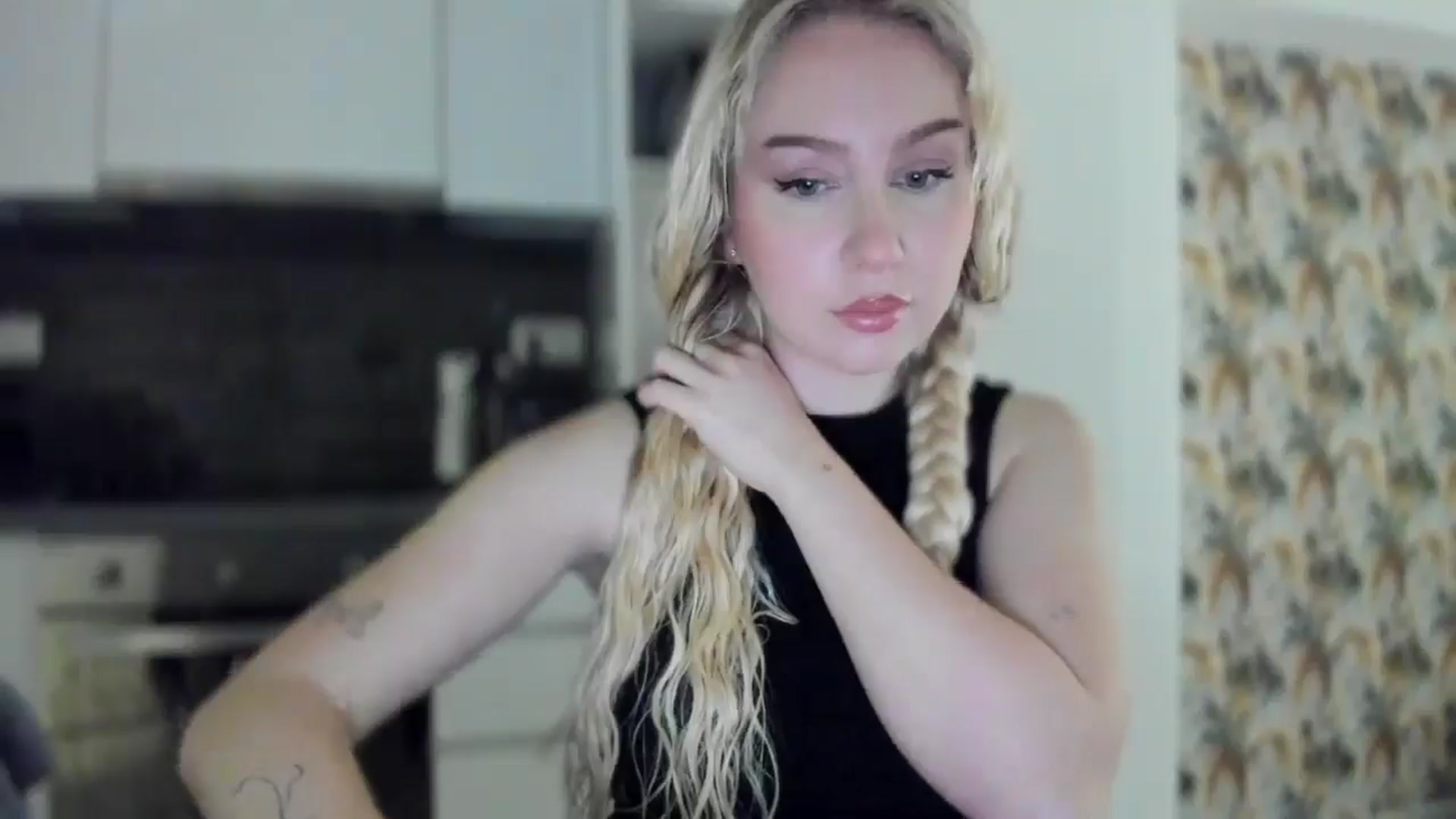 Gallery image thumbnail from British_Cutie's myfreecams stream on, 12/19/2025, 18:07 image 11 of 20