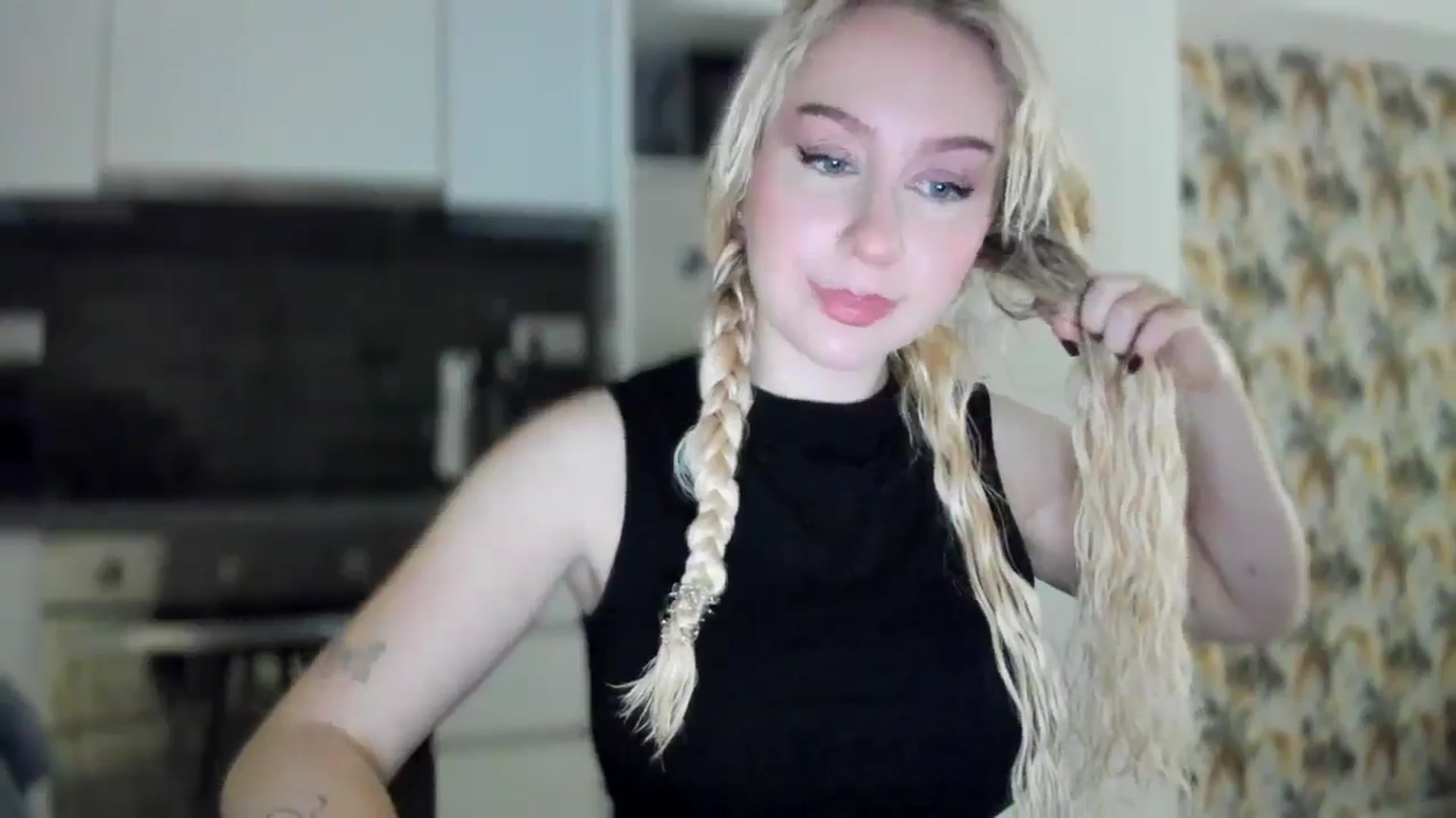 Gallery image thumbnail from British_Cutie's myfreecams stream on, 12/19/2025, 18:07 image 7 of 20