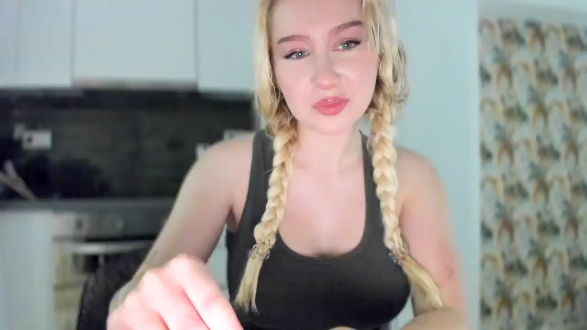 Gallery image thumbnail from British_Cutie's myfreecams stream on, 12/19/2025, 18:37 image 5 of 20
