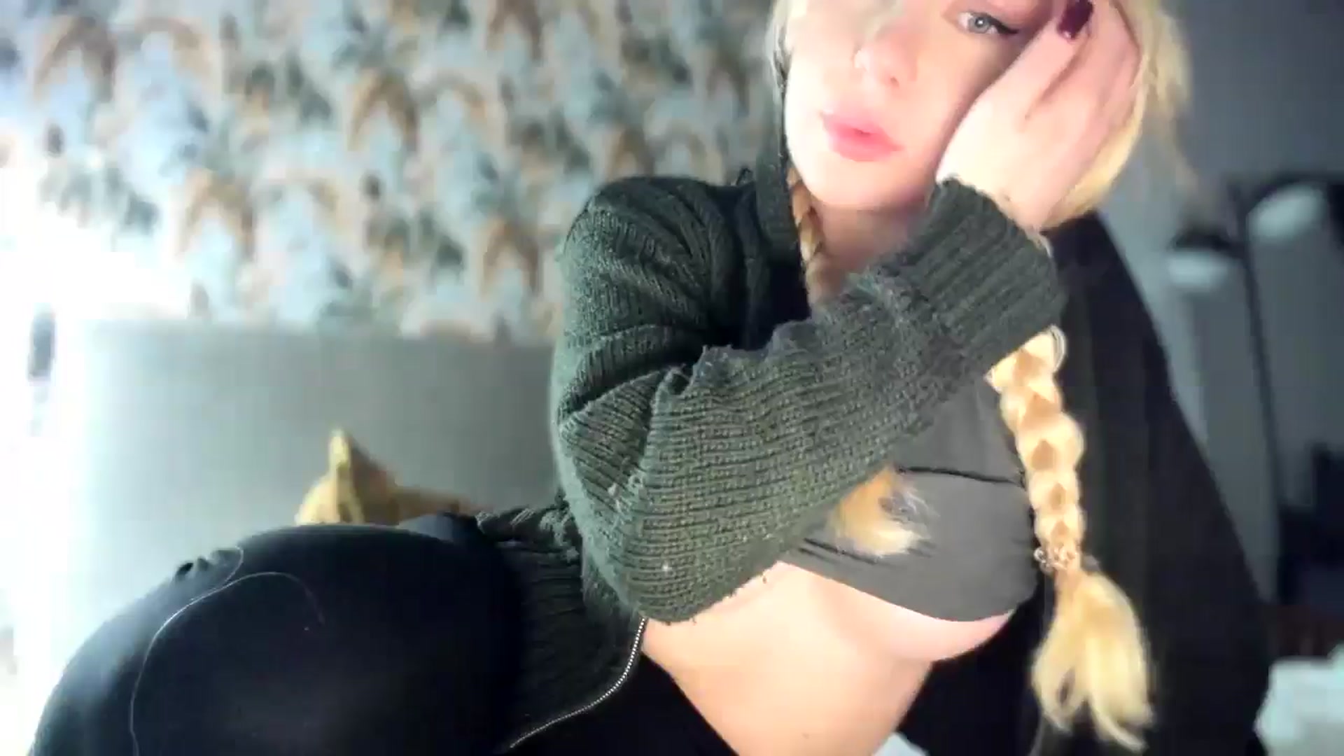Gallery image thumbnail from British_Cutie's myfreecams stream on, 12/19/2025, 21:32 image 20 of 20