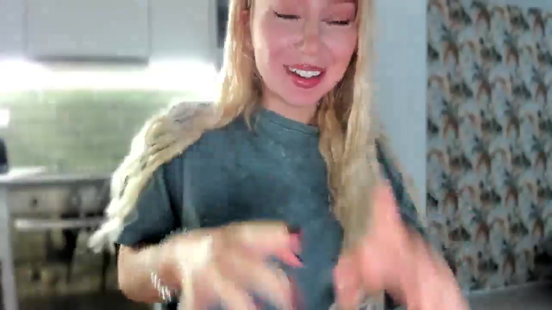 Gallery image thumbnail from British_Cutie's myfreecams stream on, 12/20/2025, 12:03 image 7 of 20