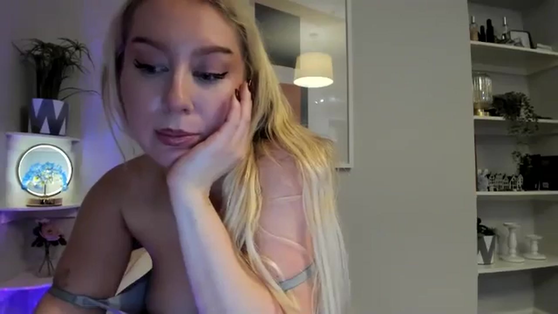 Gallery image thumbnail from British_Cutie's myfreecams stream on, 12/26/2025, 20:27 image 9 of 20