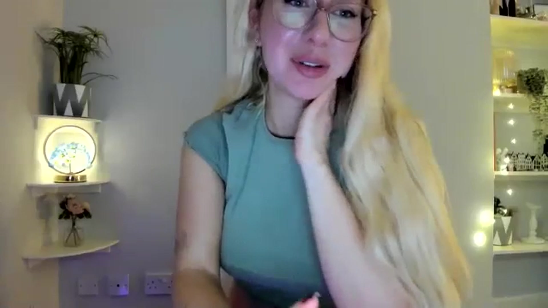 Gallery image thumbnail from British_Cutie's myfreecams stream on, 12/27/2025, 18:01 image 19 of 20