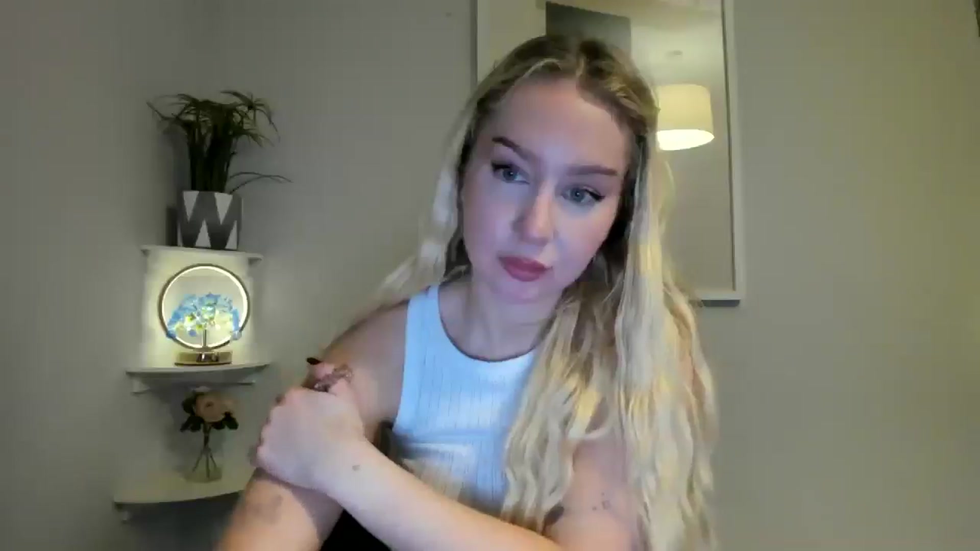 Gallery image thumbnail from British_Cutie's myfreecams stream on, 12/28/2025, 15:17 image 10 of 20