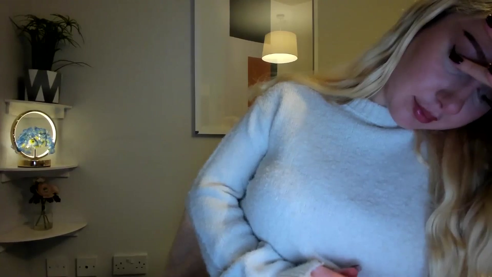 Gallery image thumbnail from British_Cutie's myfreecams stream on, 12/30/2025, 16:18 image 11 of 20