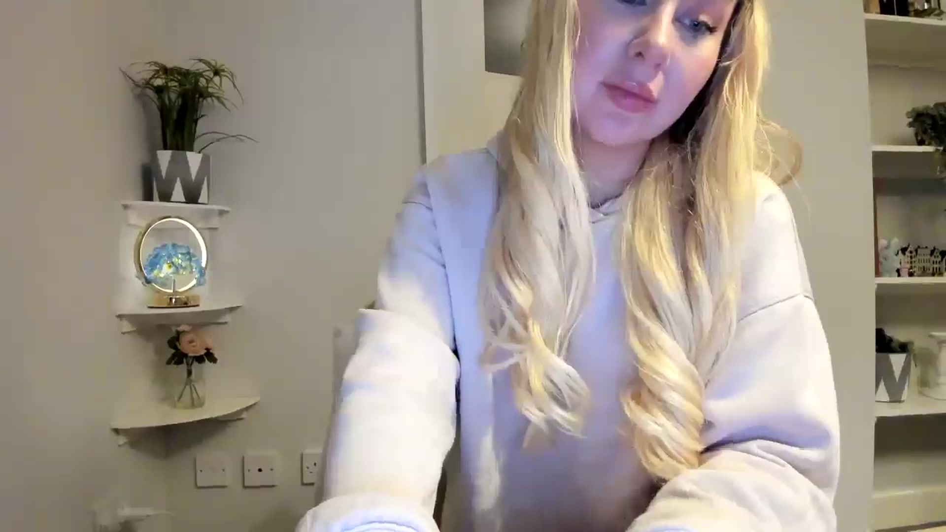 Gallery image thumbnail from British_Cutie's myfreecams stream on, 01/01/2026, 18:30 image 12 of 20