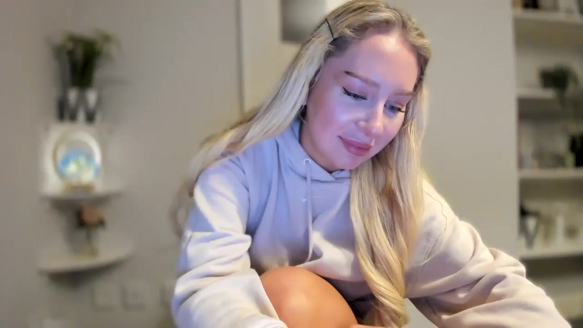 Gallery image thumbnail from British_Cutie's myfreecams stream on, 01/01/2026, 18:30 image 10 of 20