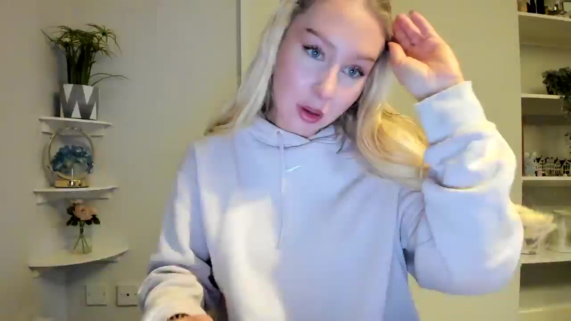 Gallery image thumbnail from British_Cutie's myfreecams stream on, 01/01/2026, 18:30 image 2 of 20