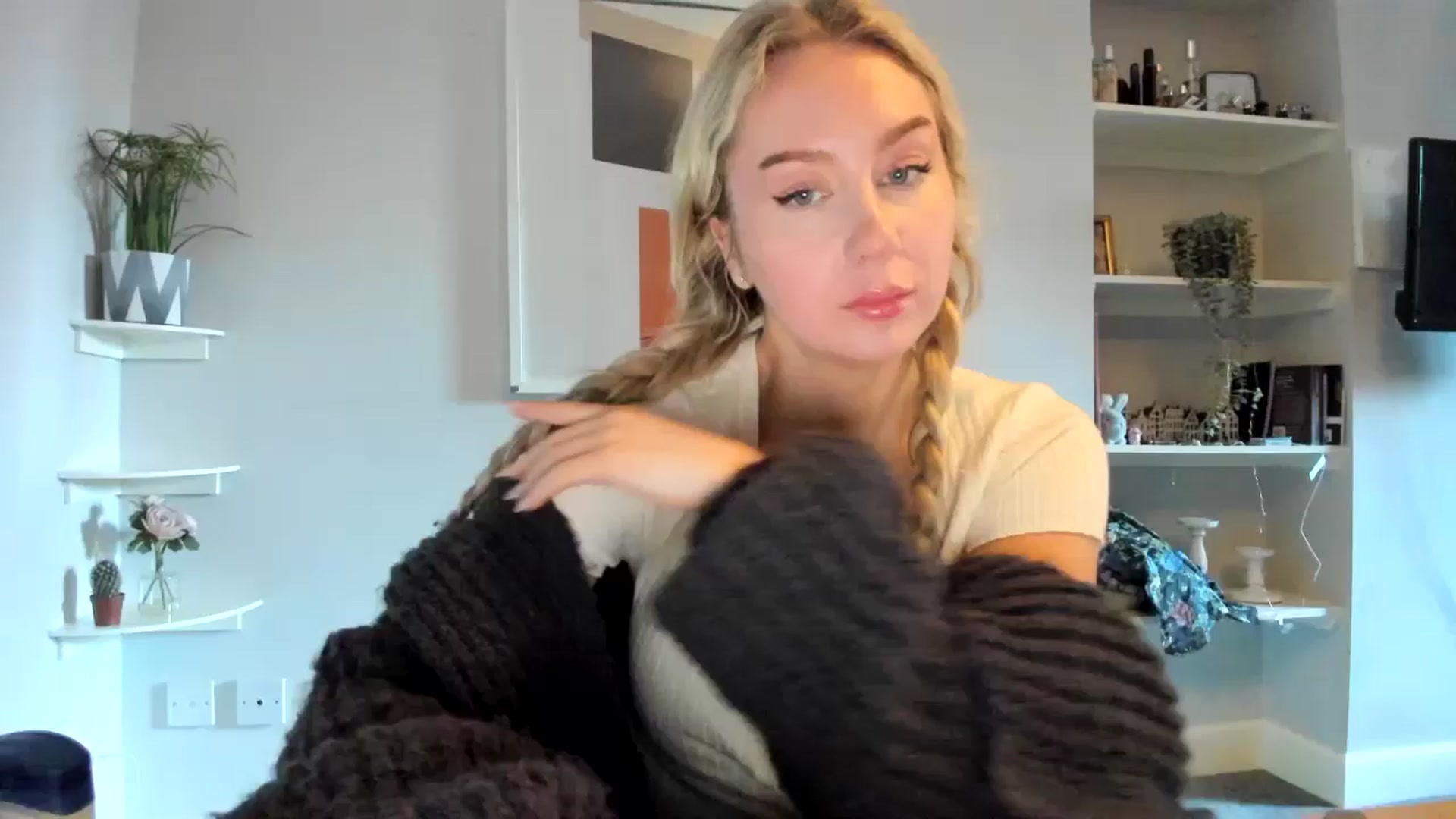 Gallery image thumbnail from British_Cutie's myfreecams stream on, 01/28/2026, 14:43 image 10 of 20