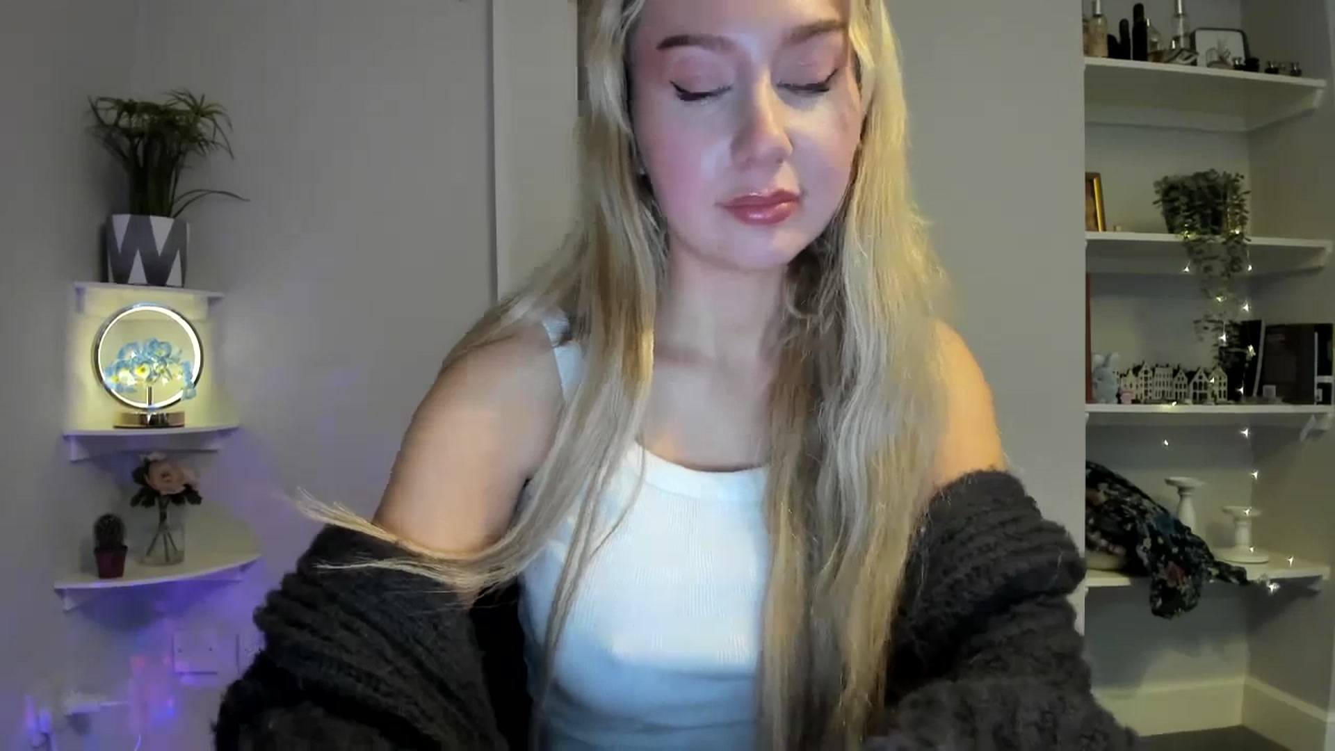Gallery image thumbnail from British_Cutie's myfreecams stream on, 01/28/2026, 17:05 image 9 of 20
