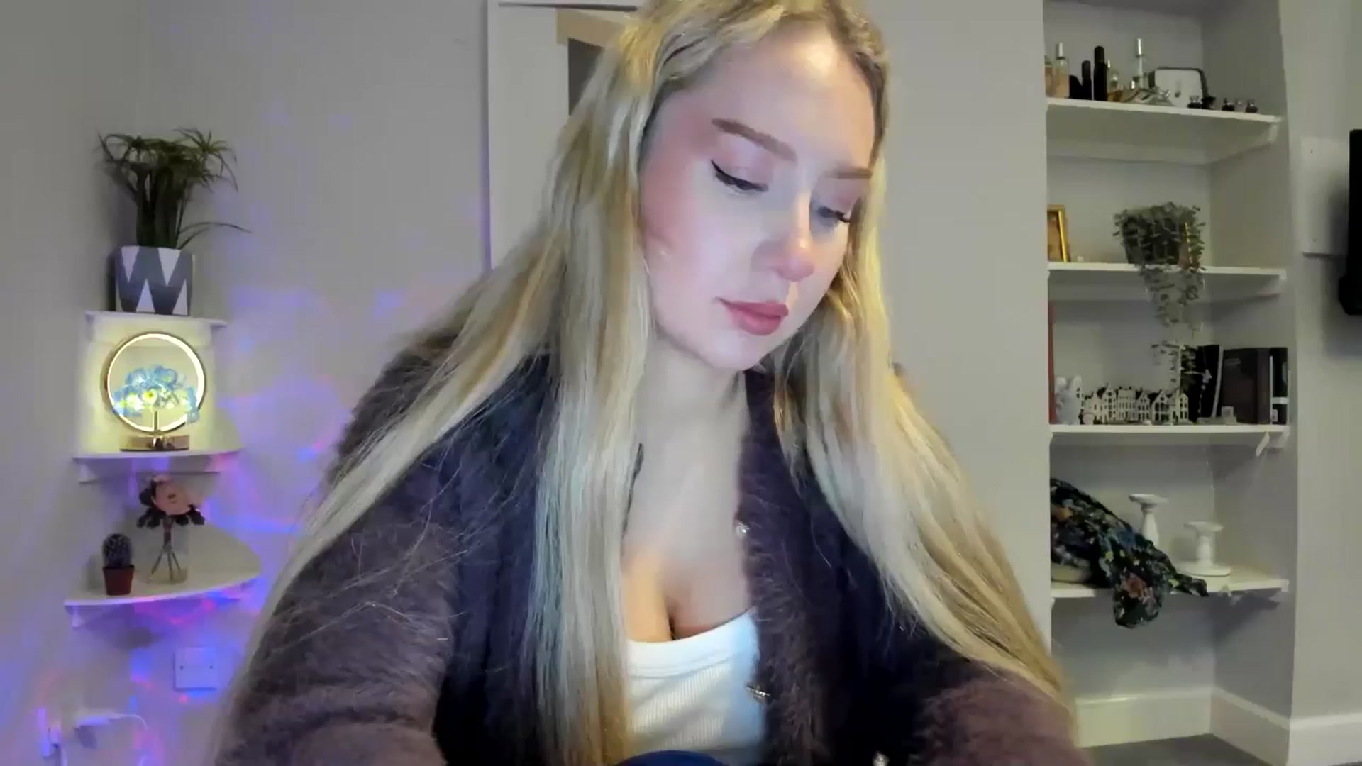 Gallery image thumbnail from British_Cutie's myfreecams stream on, 01/28/2026, 21:38 image 1 of 20