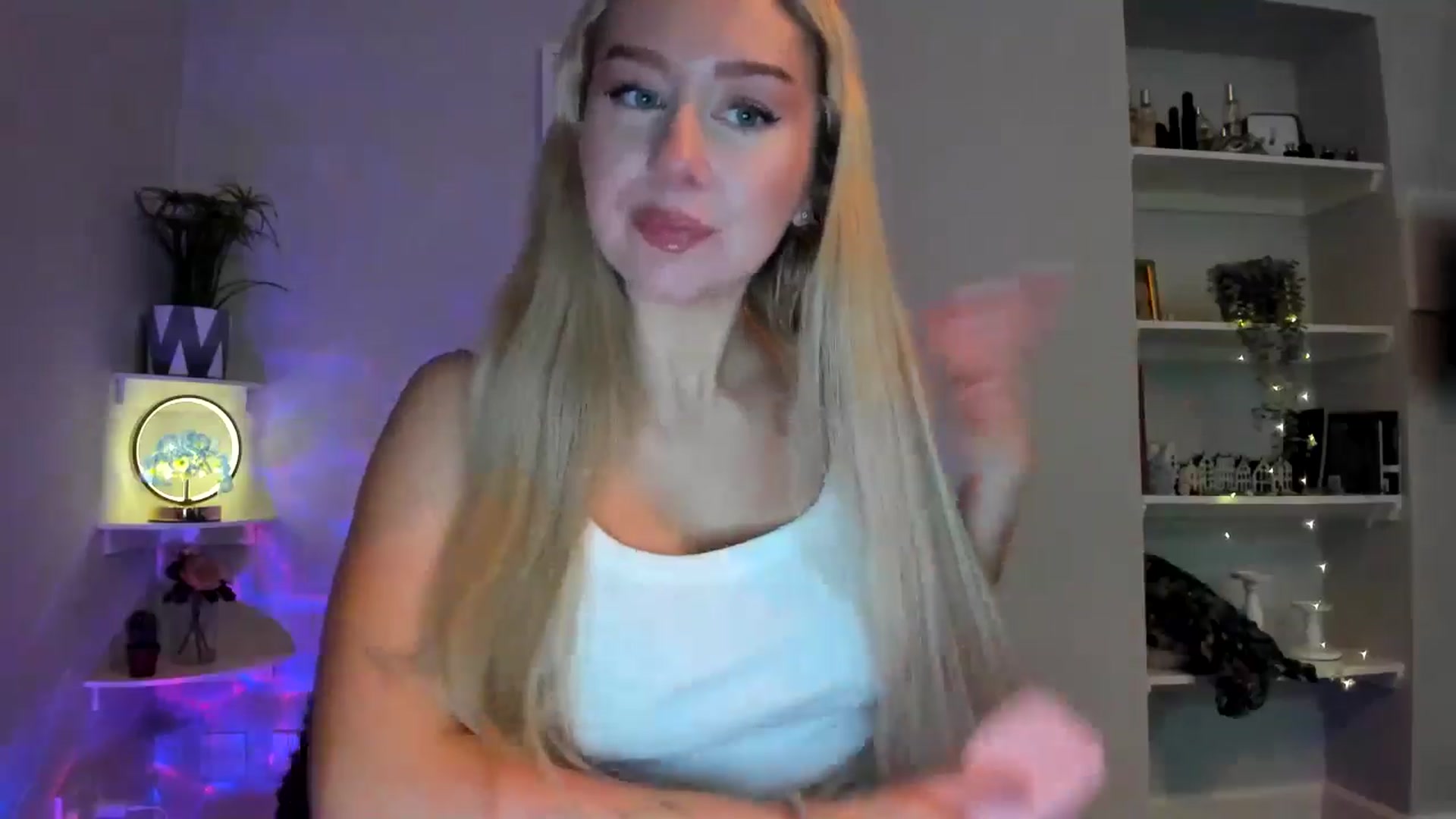 Gallery image thumbnail from British_Cutie's myfreecams stream on, 01/28/2026, 21:38 image 6 of 20