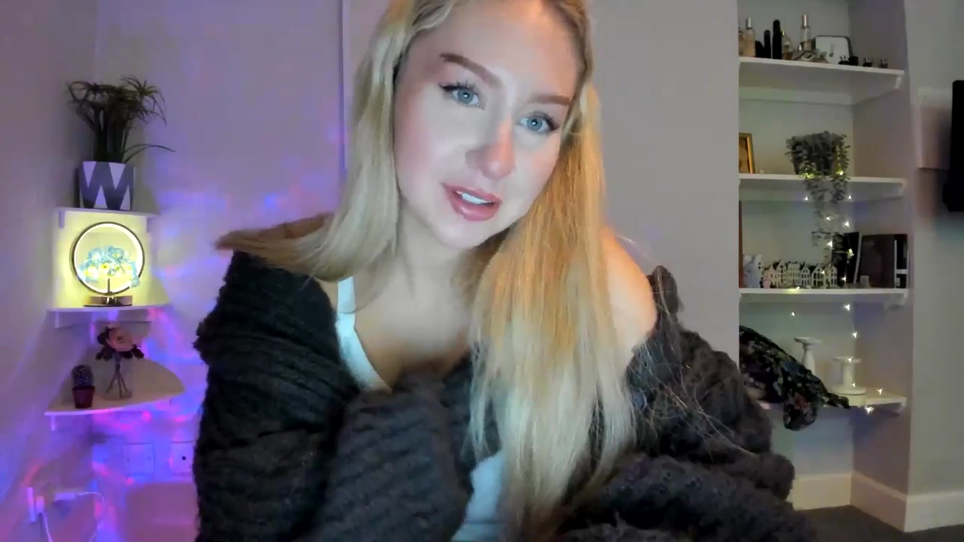 Gallery image thumbnail from British_Cutie's myfreecams stream on, 01/28/2026, 21:38 image 15 of 20