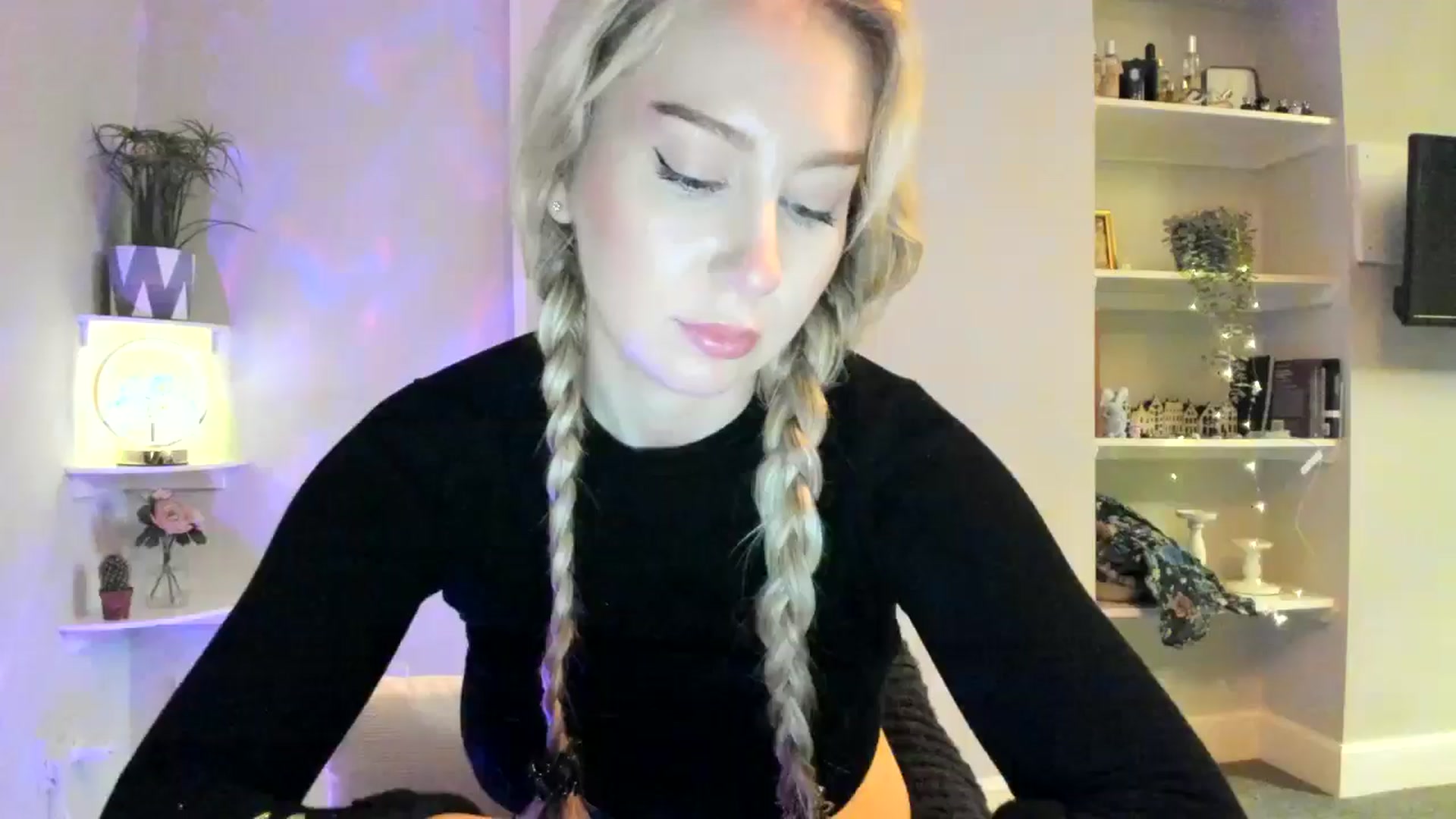 Gallery image thumbnail from British_Cutie's myfreecams stream on, 01/29/2026, 16:21 image 15 of 20