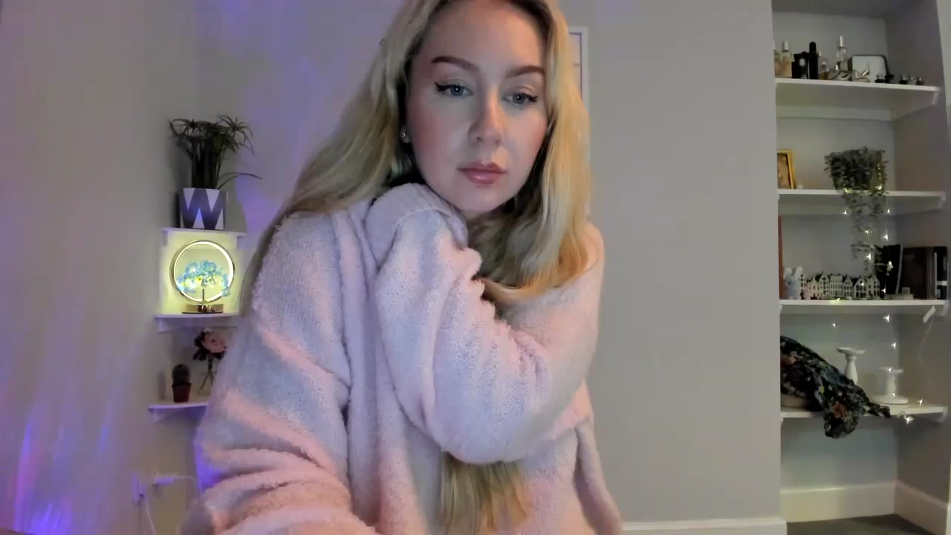 Gallery image thumbnail from British_Cutie's myfreecams stream on, 01/29/2026, 21:07 image 1 of 20