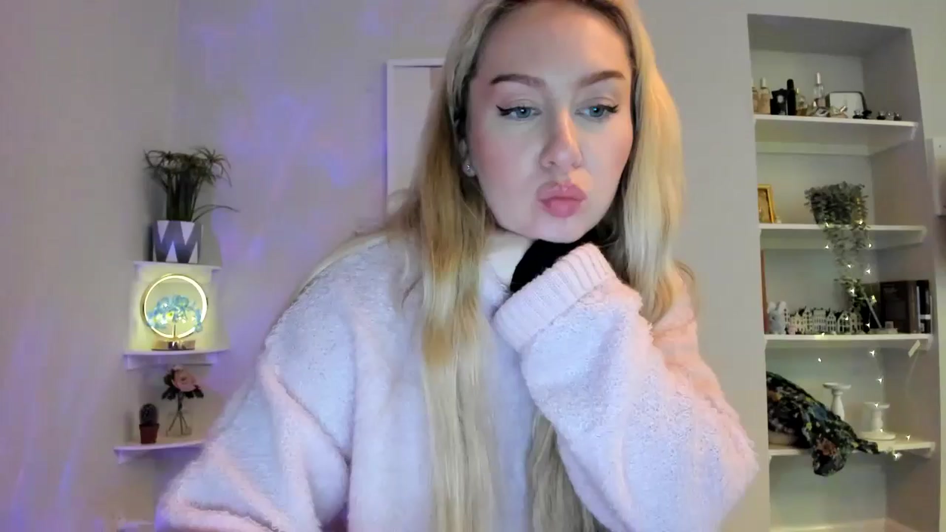 Gallery image thumbnail from British_Cutie's myfreecams stream on, 01/29/2026, 22:54 image 1 of 20