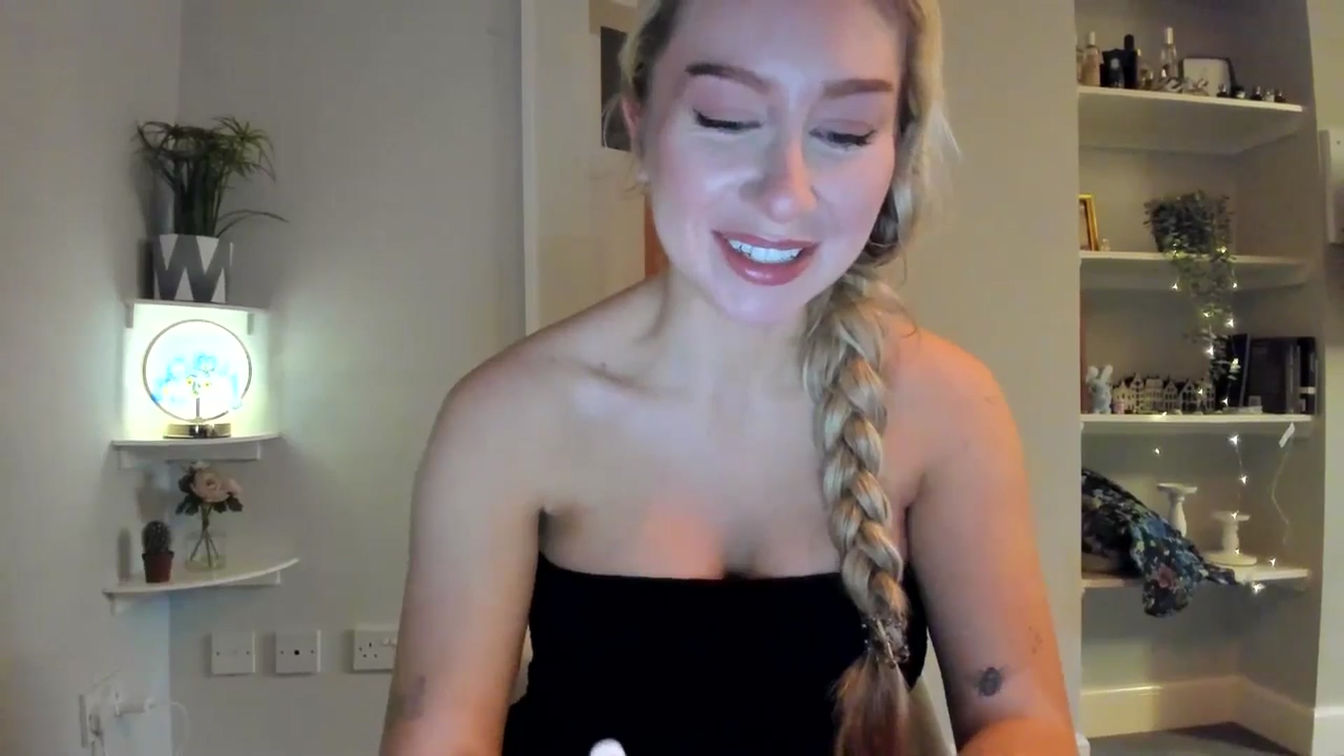 Gallery image thumbnail from British_Cutie's myfreecams stream on, 01/30/2026, 17:16 image 12 of 20