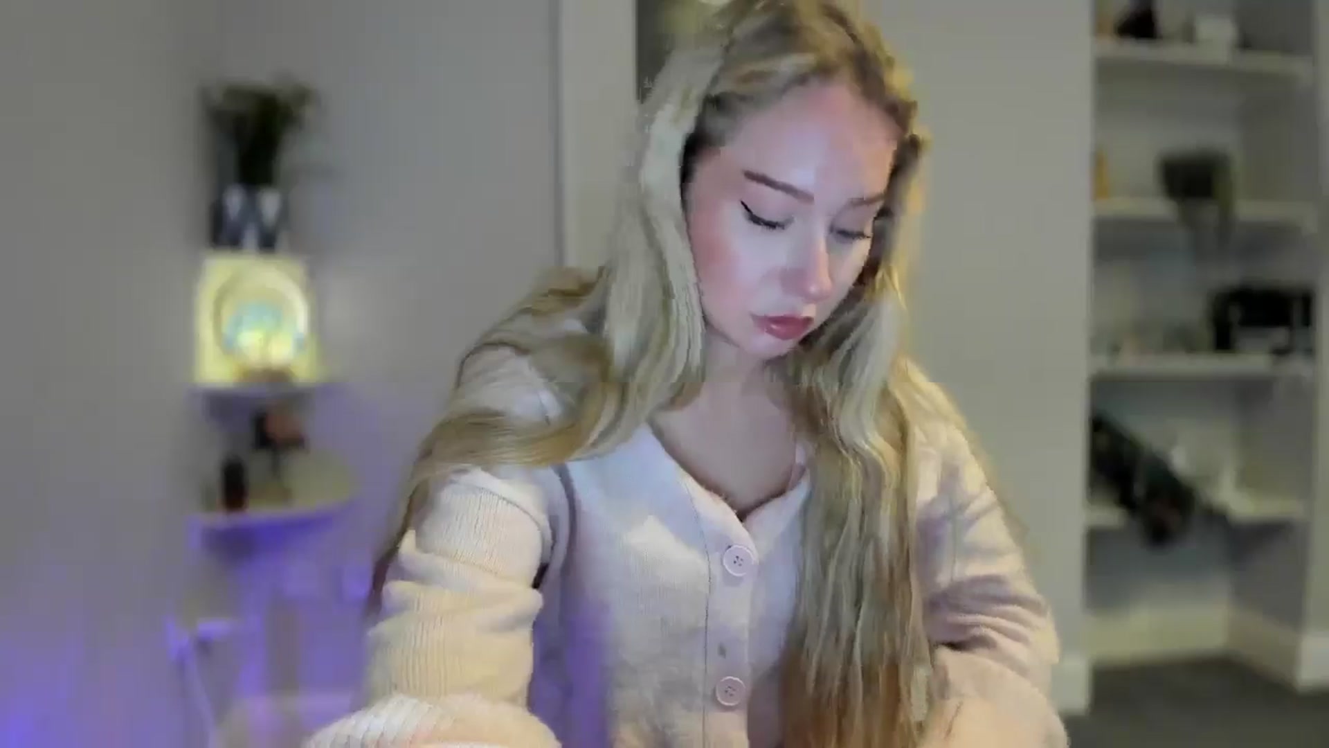 Gallery image thumbnail from British_Cutie's myfreecams stream on, 02/03/2026, 18:49 image 6 of 20