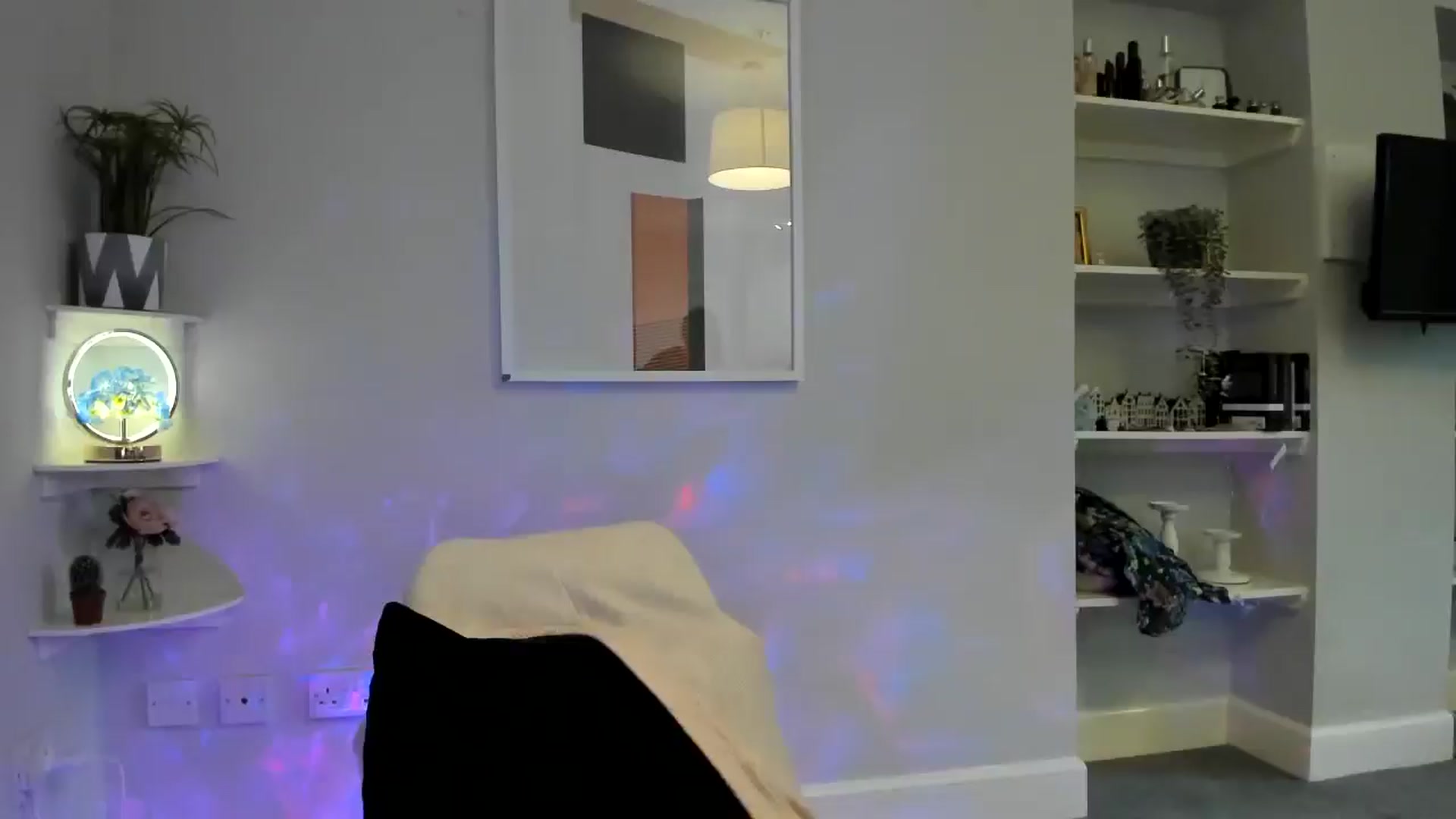 Gallery image thumbnail from British_Cutie's myfreecams stream on, 02/04/2026, 11:04 image 13 of 20