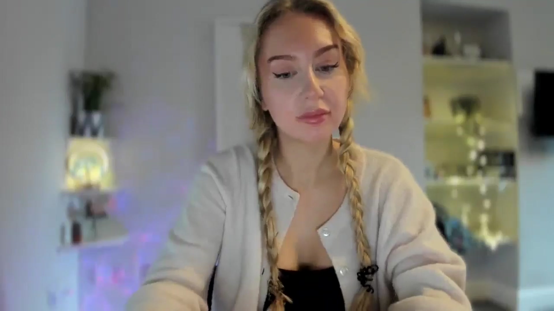 Gallery image thumbnail from British_Cutie's myfreecams stream on, 02/07/2026, 12:34 image 15 of 20