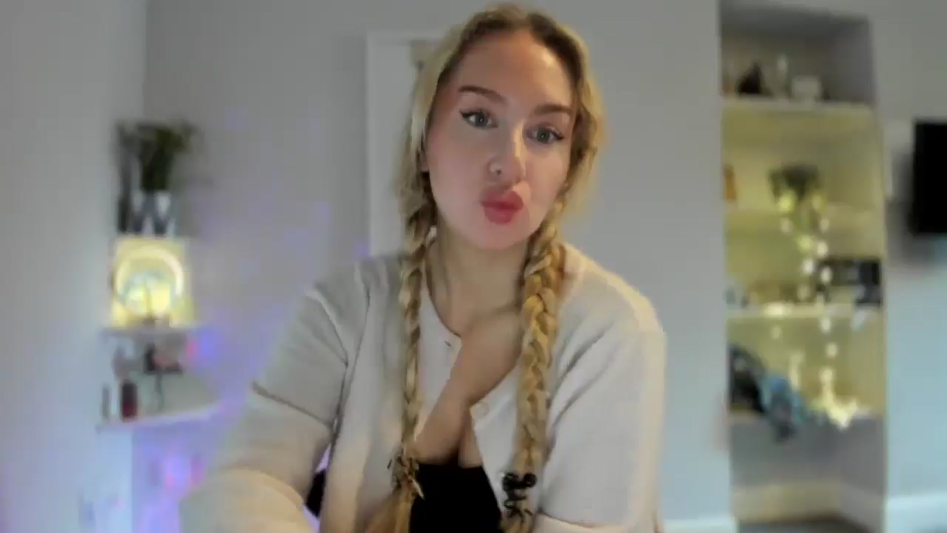Gallery image thumbnail from British_Cutie's myfreecams stream on, 02/07/2026, 12:34 image 13 of 20