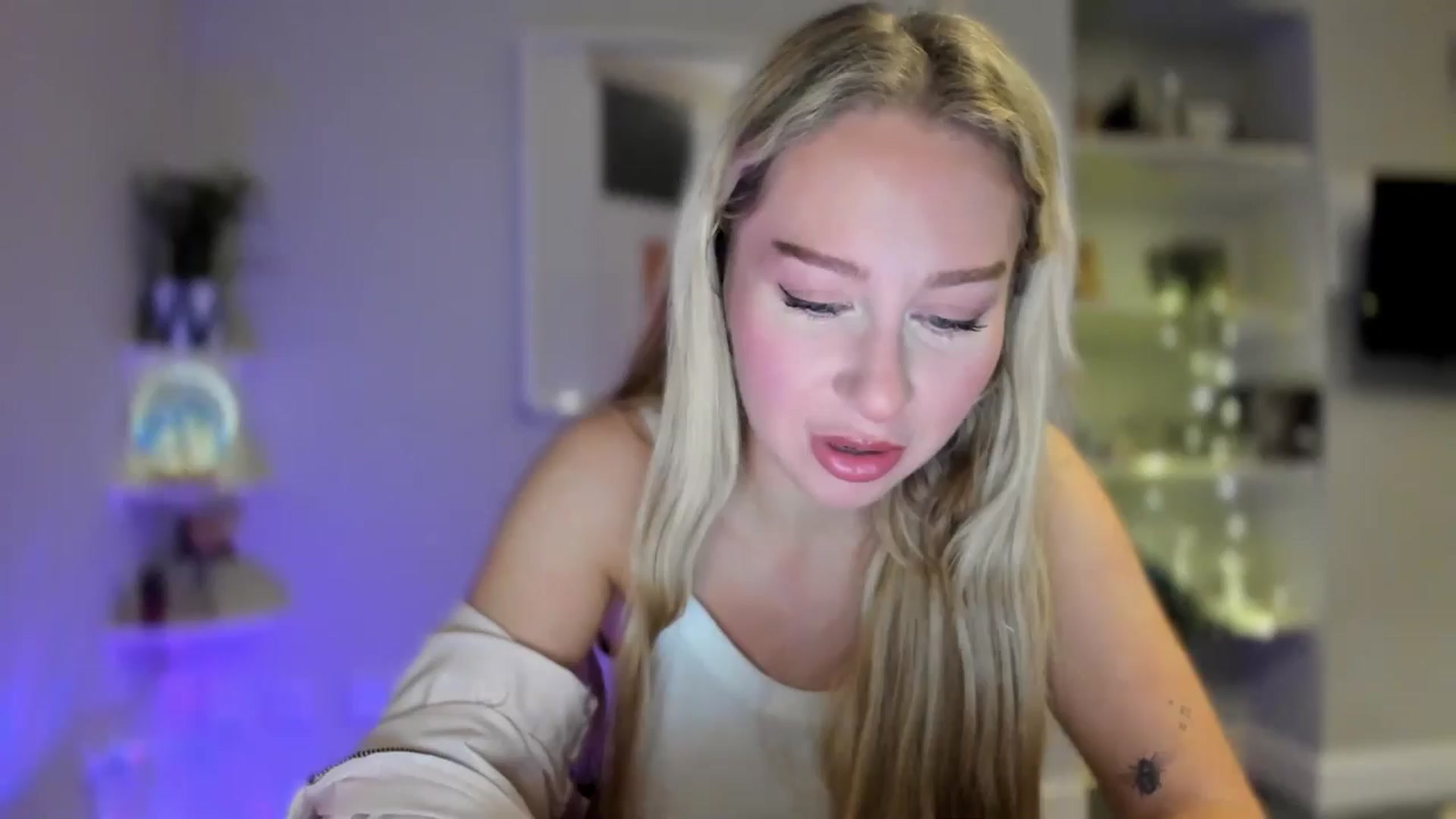 Gallery image thumbnail from British_Cutie's myfreecams stream on, 02/09/2026, 18:31 image 1 of 20